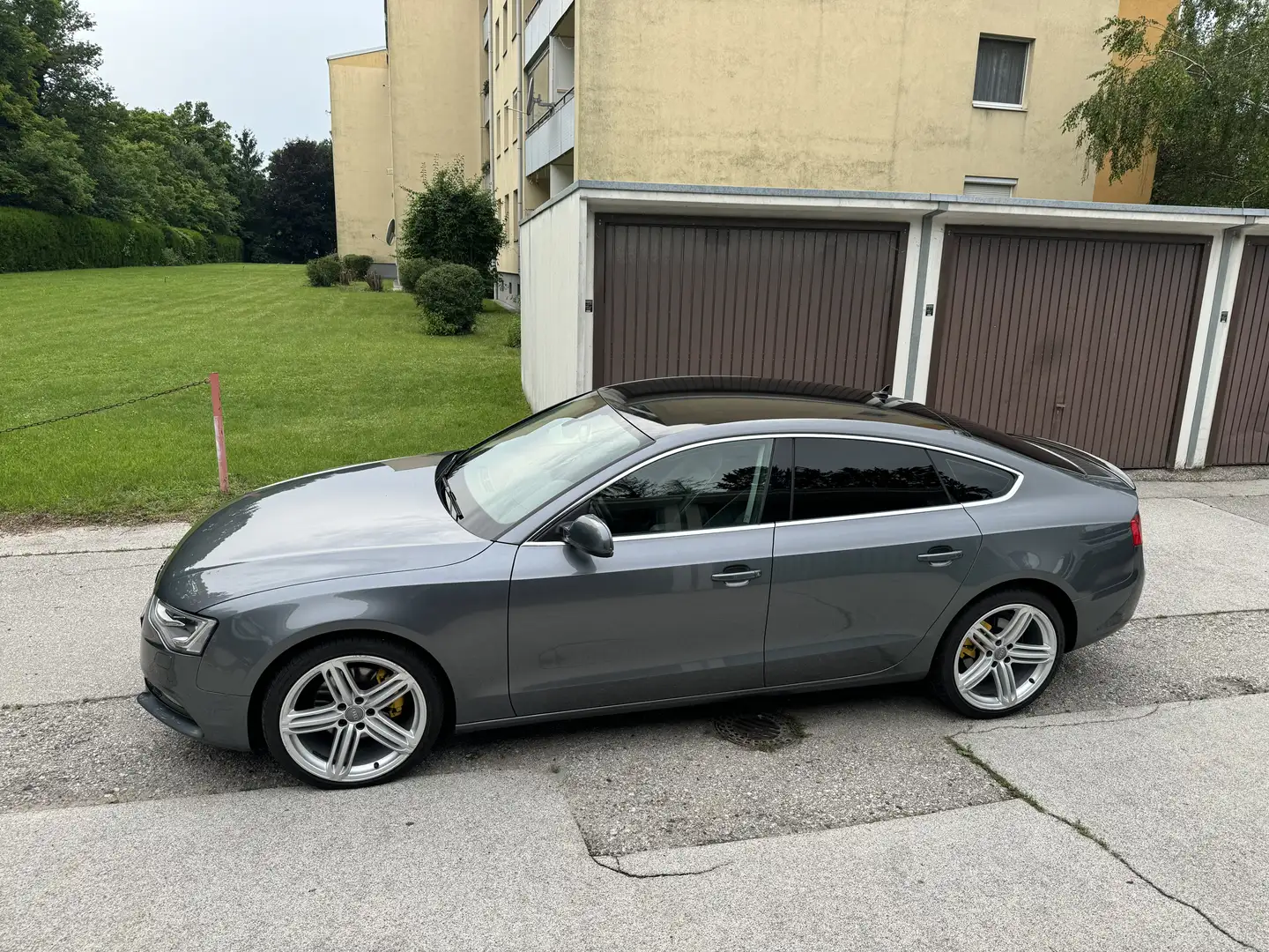 Audi A5 2.0 TDI Sportback - 1