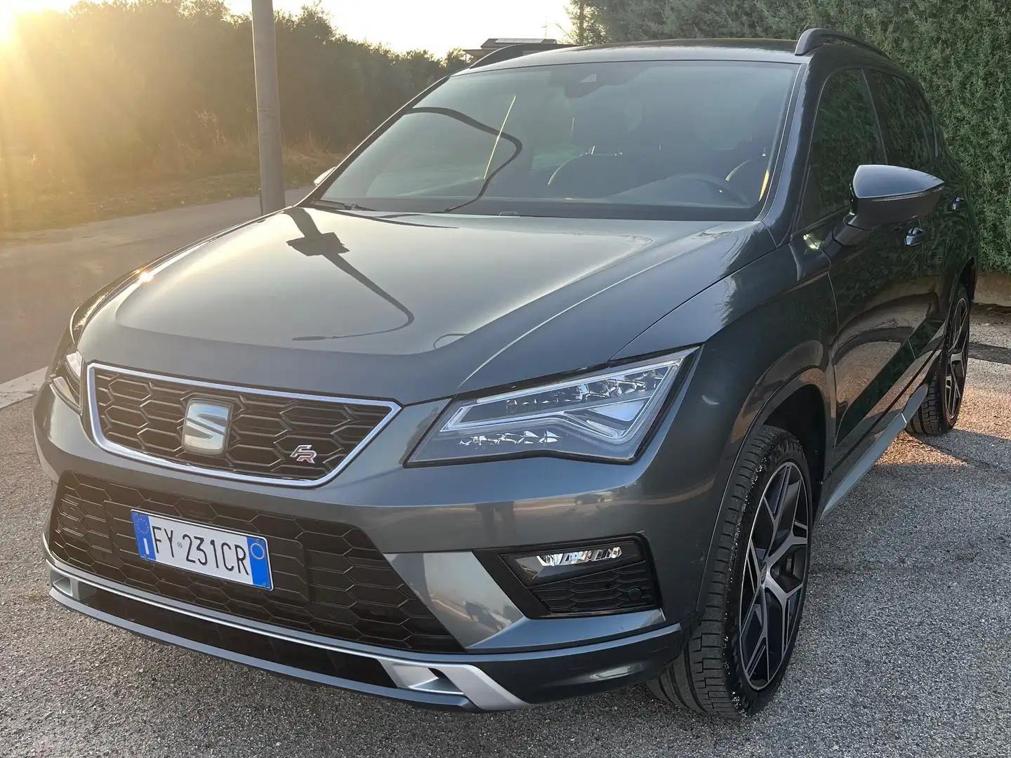 SEAT Ateca Ateca 2.0 tdi FR 150cv dsg Gris - 1