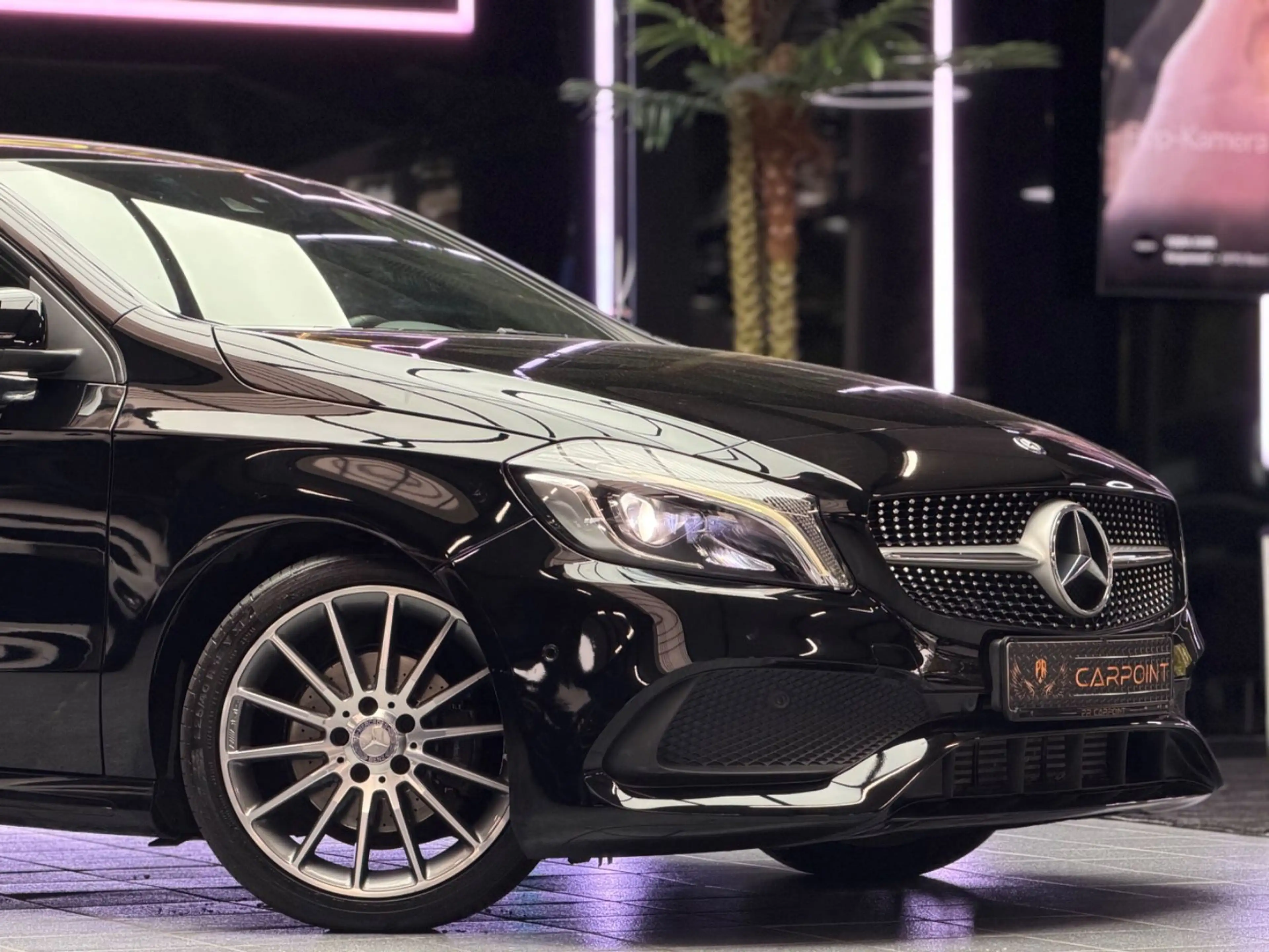 Mercedes-Benz A 200 BlueEfficiency AMG-Line/CAM/Alcantara/BT — photo 5