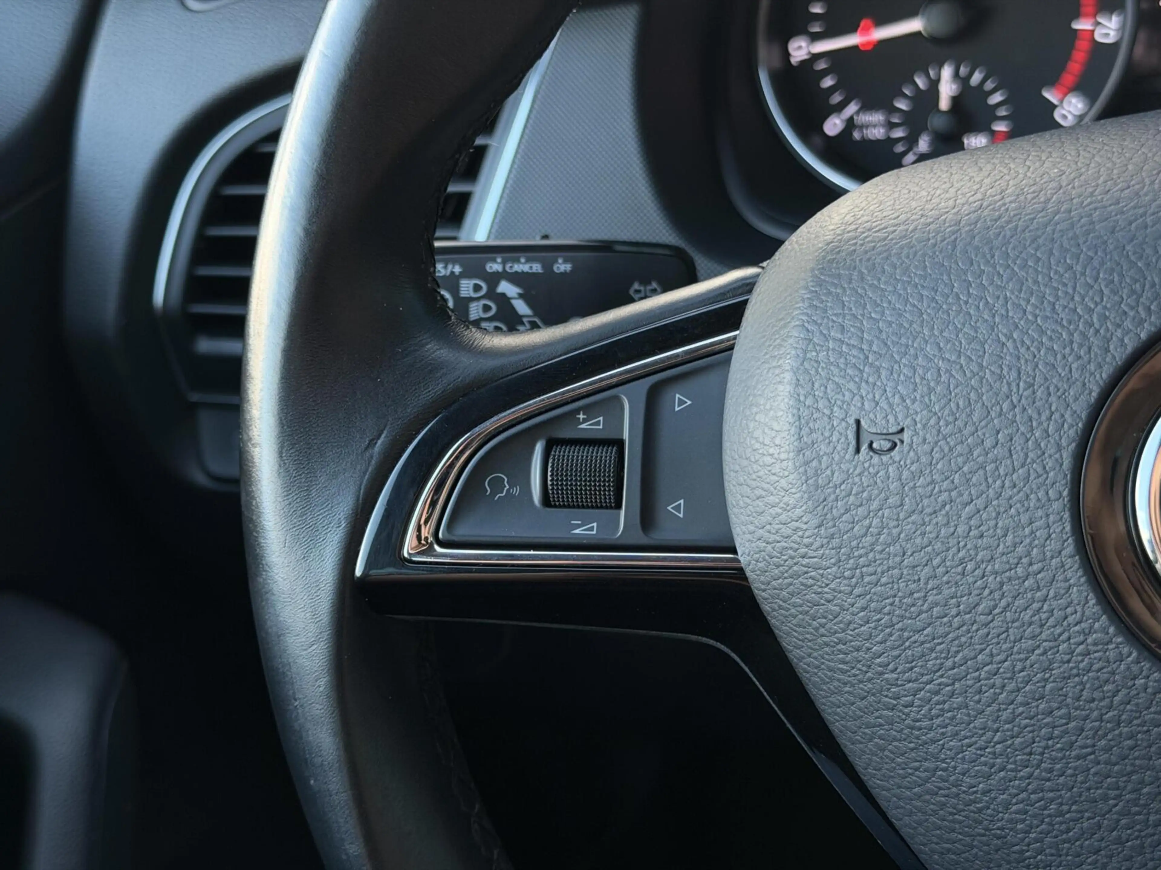 Skoda Fabia Combi 1.0 TSI Ambition Business TREKH | CRUISE | P — photo 12