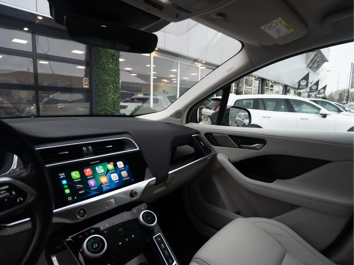 Jaguar I-Pace EV400 SE 90 kWh | Pano | Meridian | Memory | Trekh Grijs - 2