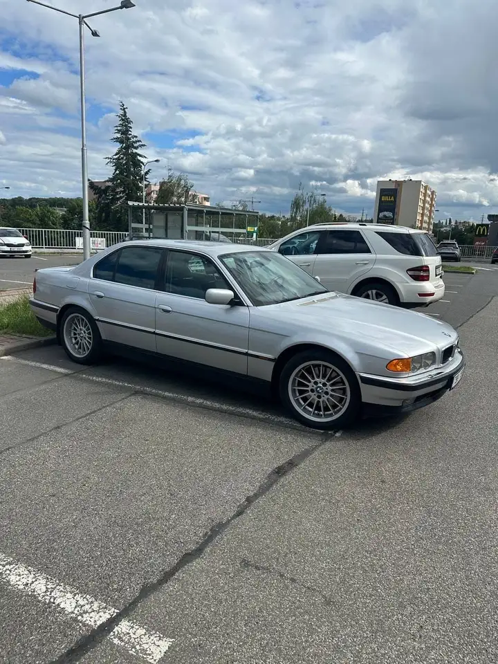 BMW 740d, foto 4