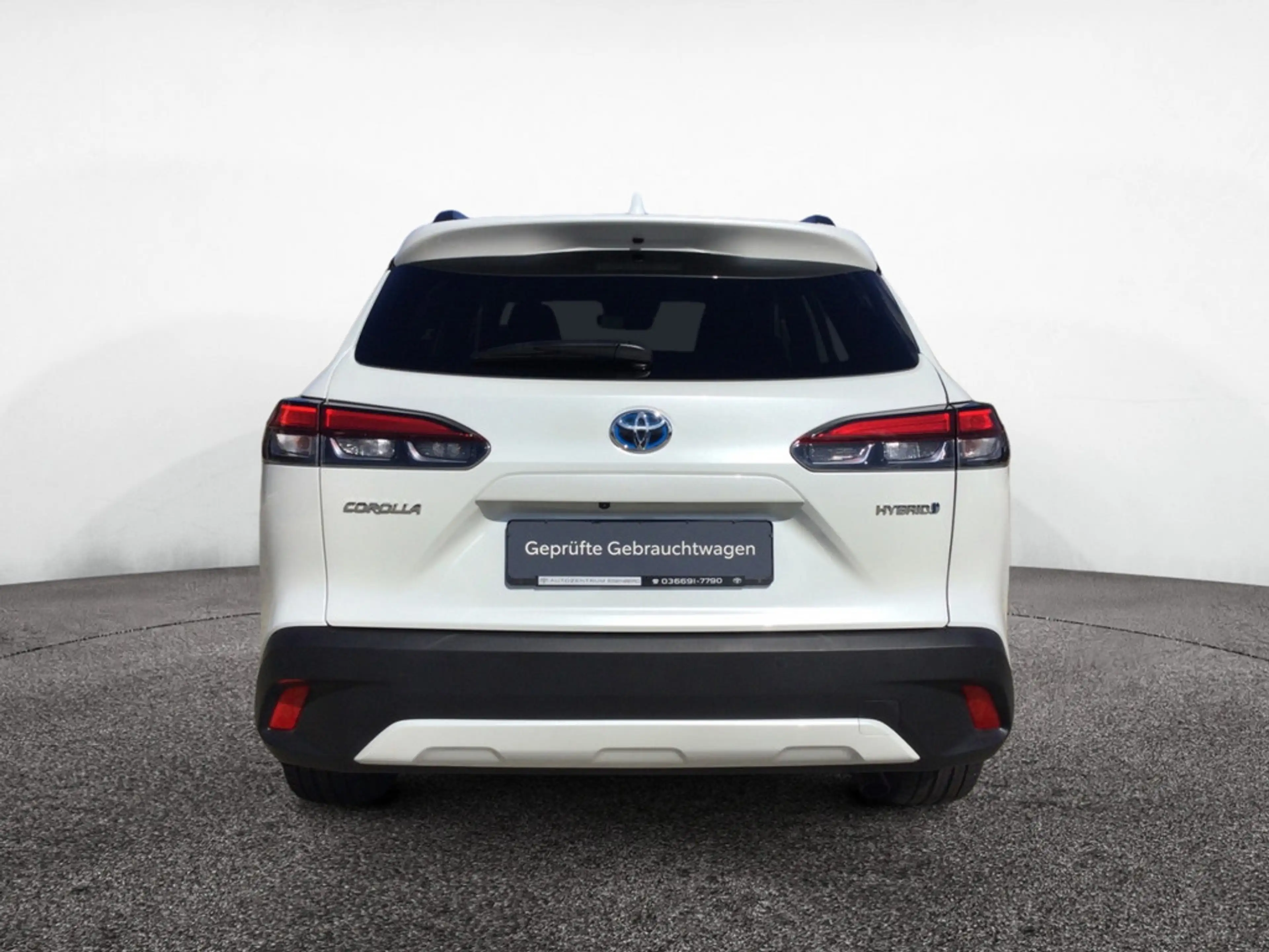 Toyota Corolla Cross 2.0 Hybrid Team Deutschland Gla — photo 6