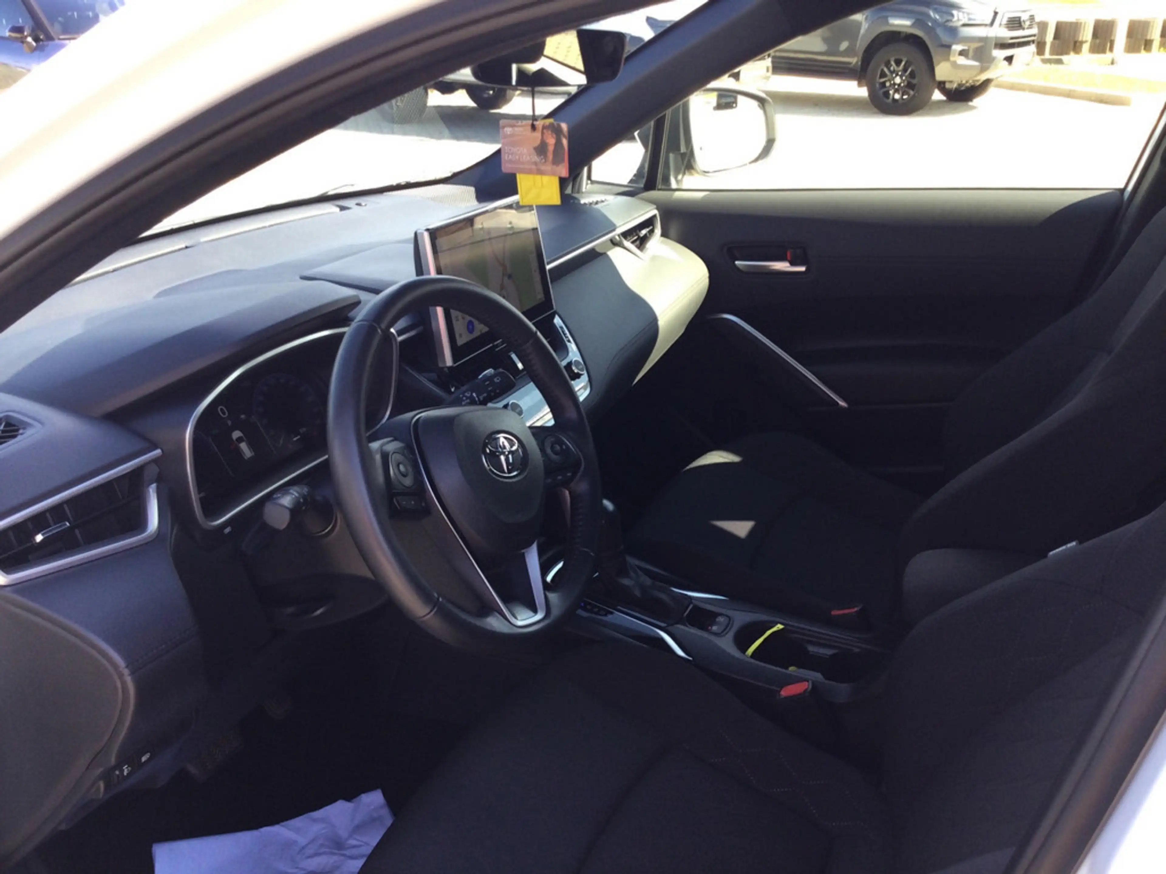 Toyota Corolla Cross 2.0 Hybrid Team Deutschland Gla — photo 10