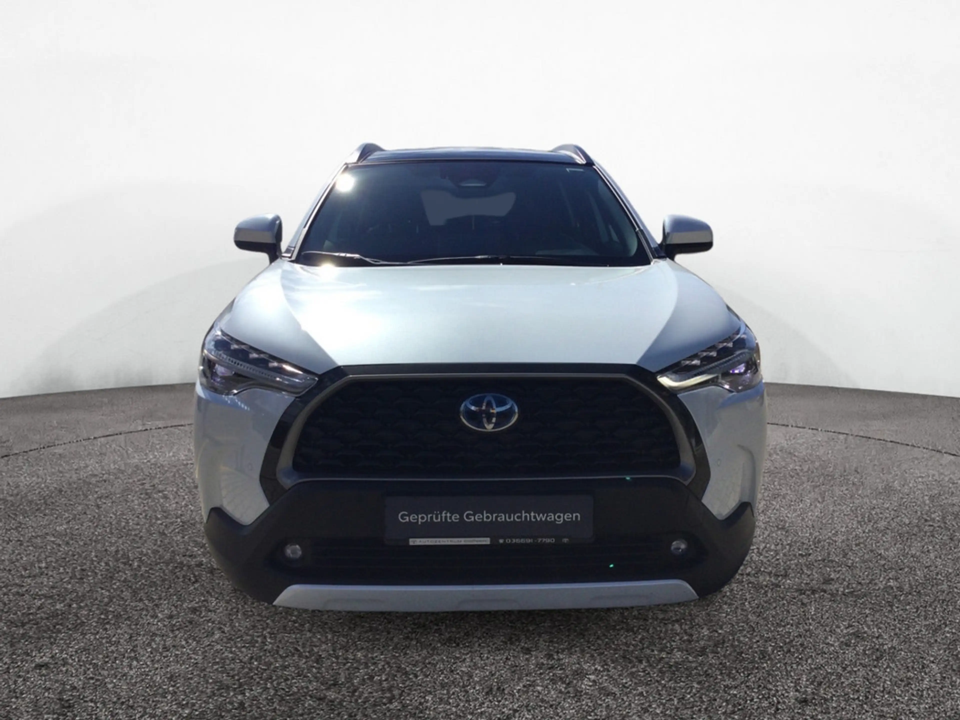 Toyota Corolla Cross 2.0 Hybrid Team Deutschland Gla — photo 3