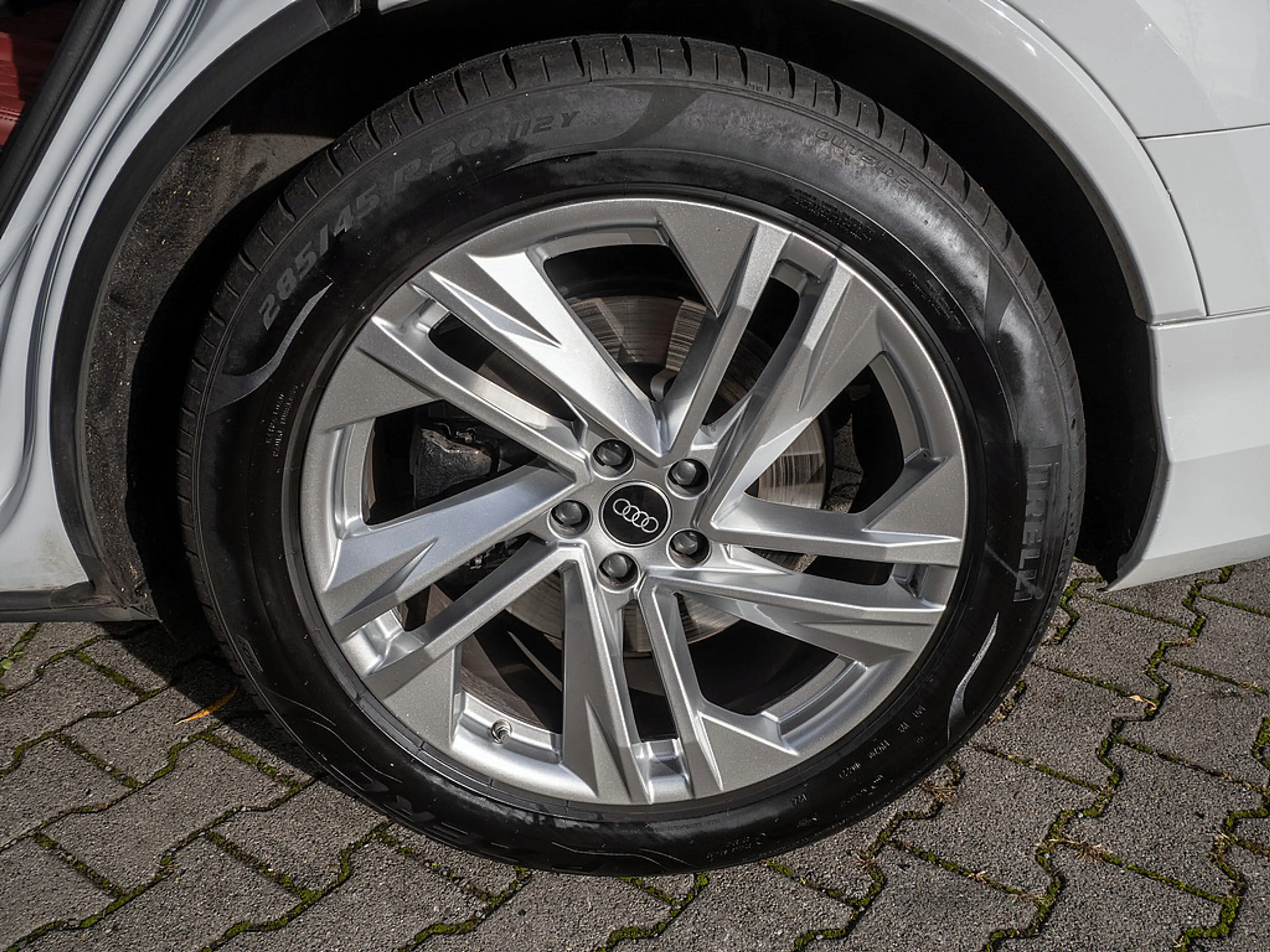 Audi SQ7 TFSI quattro LEDER MATRIX NAVI STANDHZ — photo 7