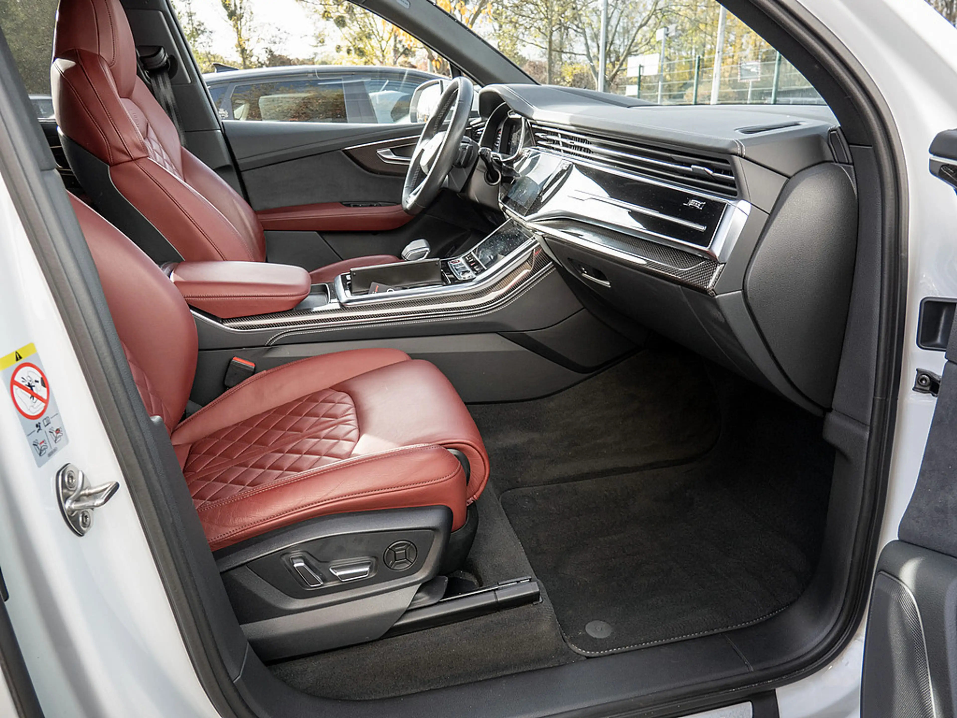 Audi SQ7 TFSI quattro LEDER MATRIX NAVI STANDHZ — photo 2