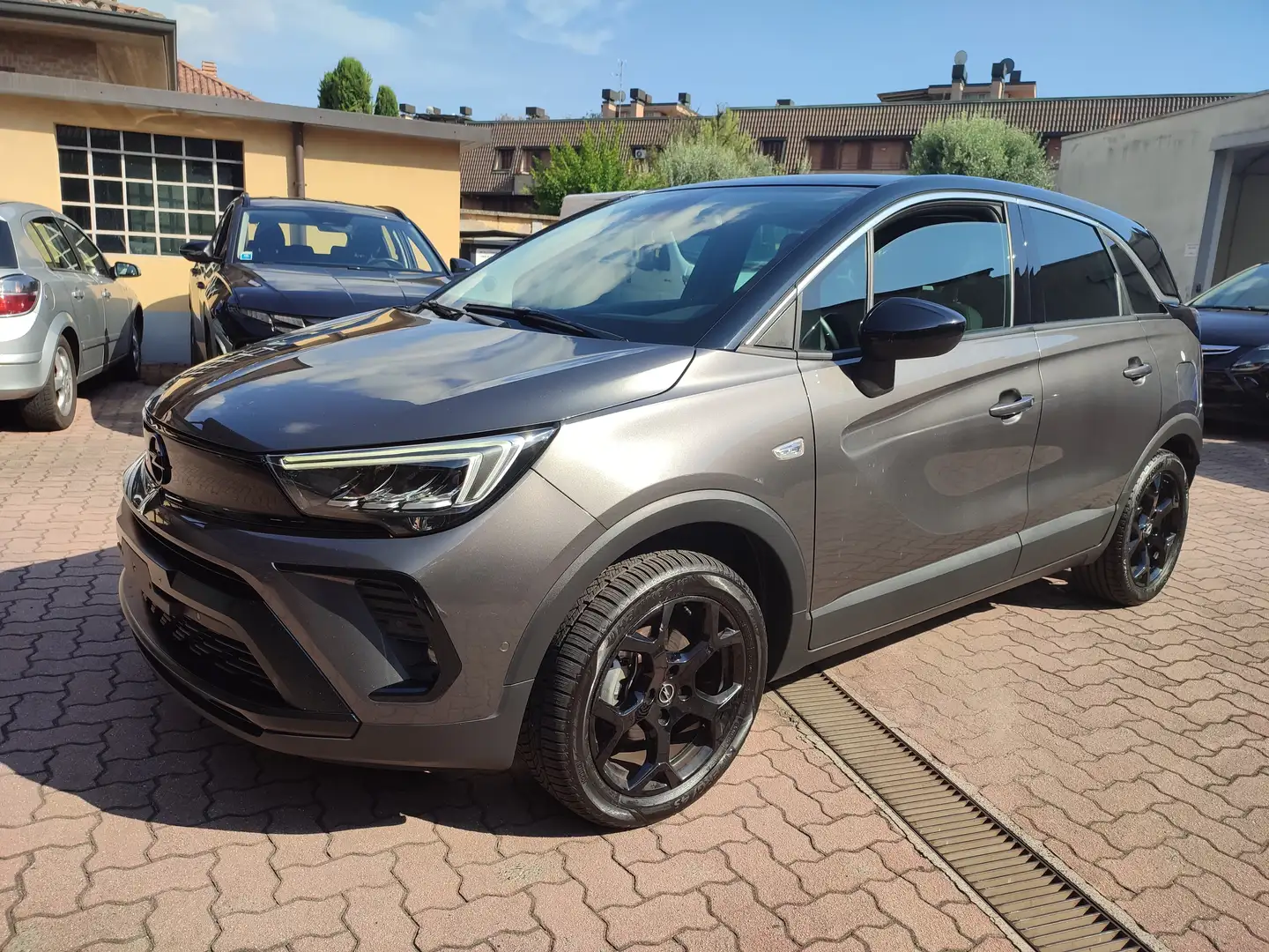 Opel Crossland Crossland 1.2 ELEGANCE 110 CV  FormulaGuidaSicuro! Grigio - 1
