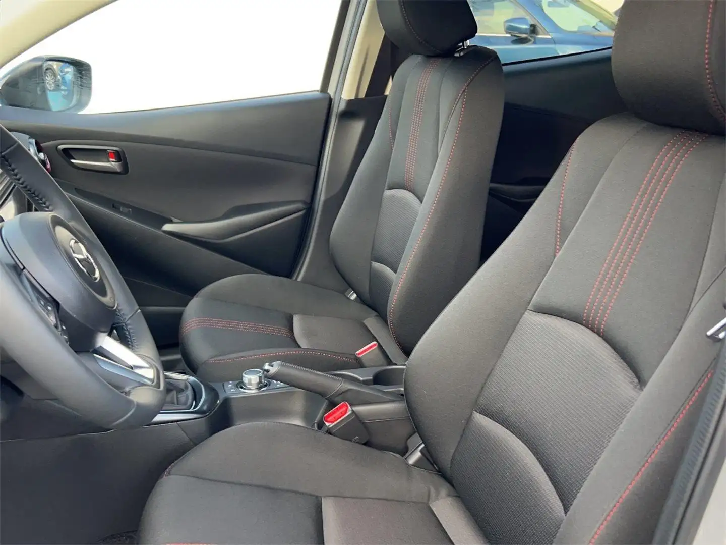 Mazda 2 G90 Homura Schwarz - 1