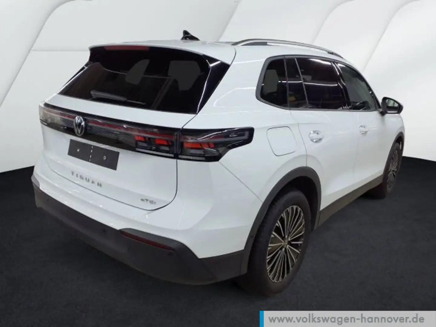 Volkswagen Tiguan 1.5 eTSI DSG OPF Life Navi AHK LED DigCoc Weiß - 2