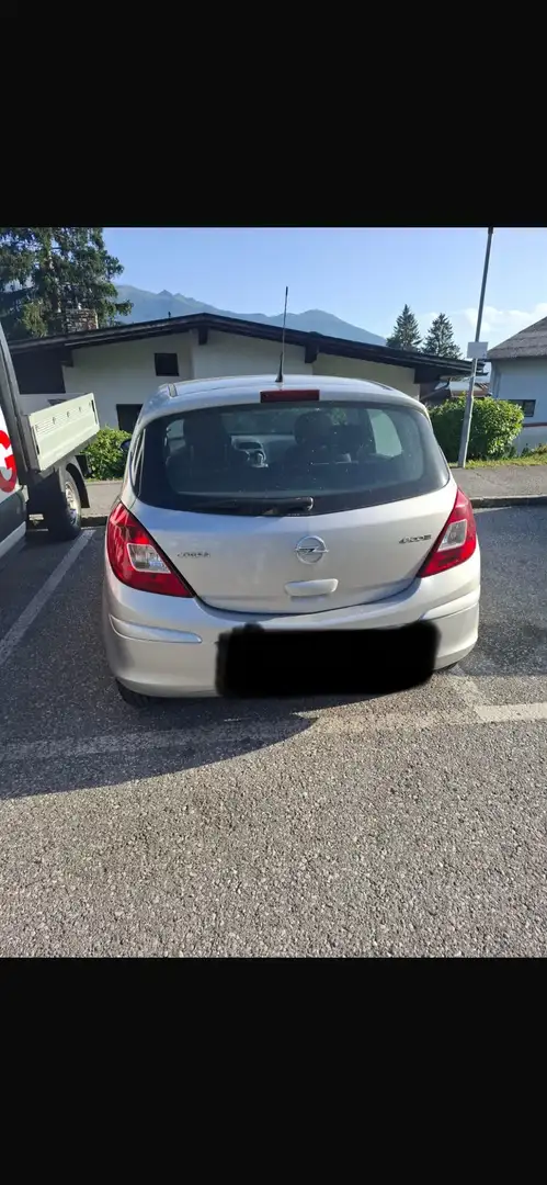 Opel Corsa 1,2 Edition 111 Jahre - 1