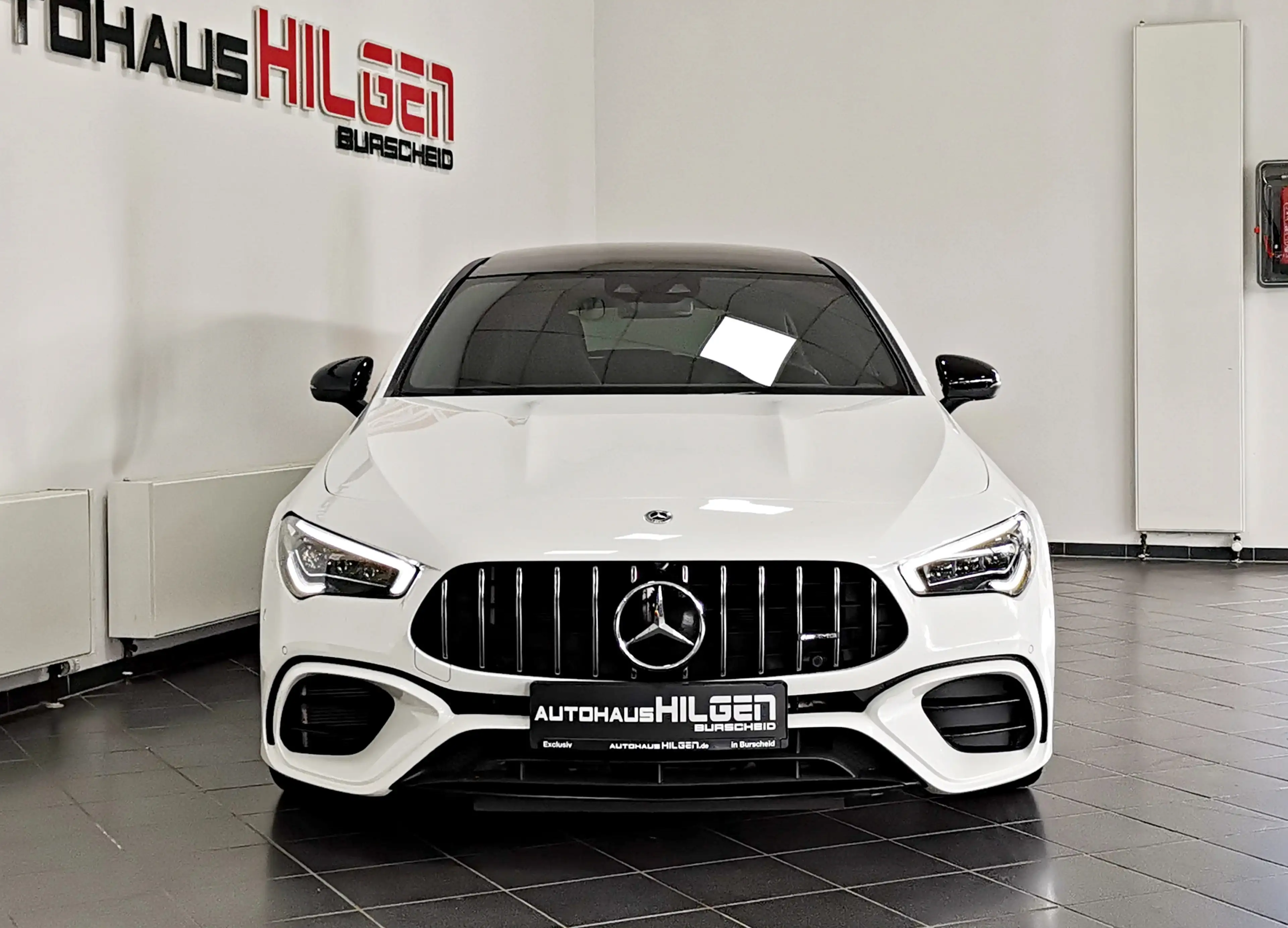 Mercedes-Benz CLA 45 AMG 4M*Perf.Sitz*Pano*R.Ka — photo 2