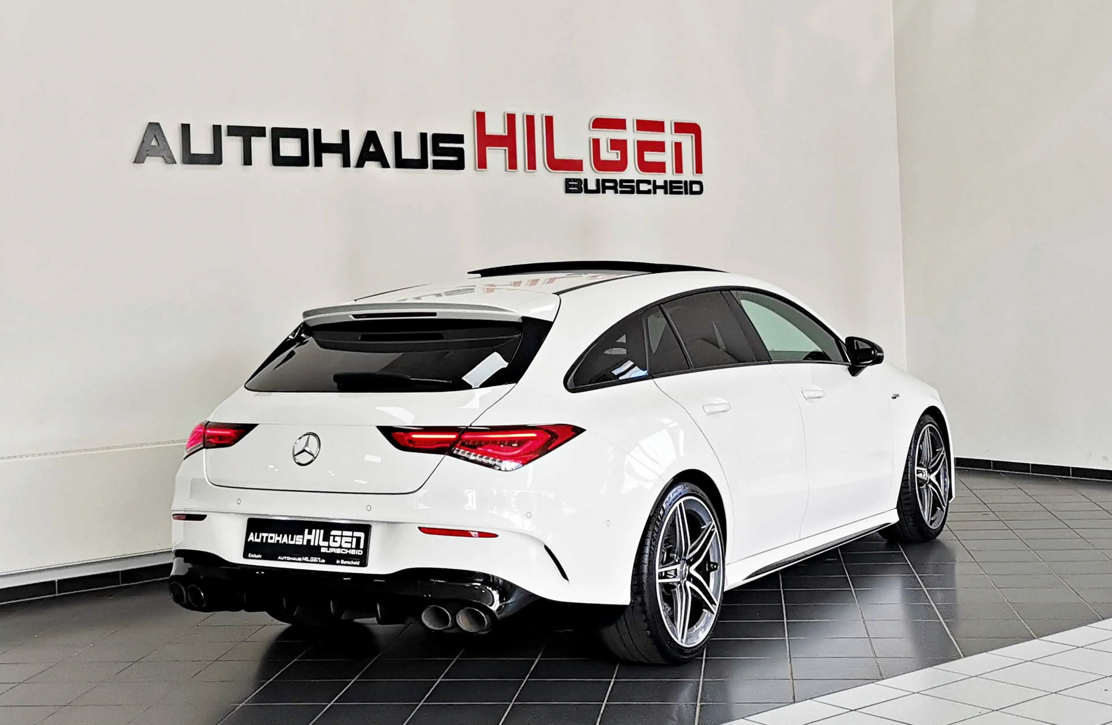 Mercedes-Benz CLA 45 AMG 4M*Perf.Sitz*Pano*R.Ka — photo 6