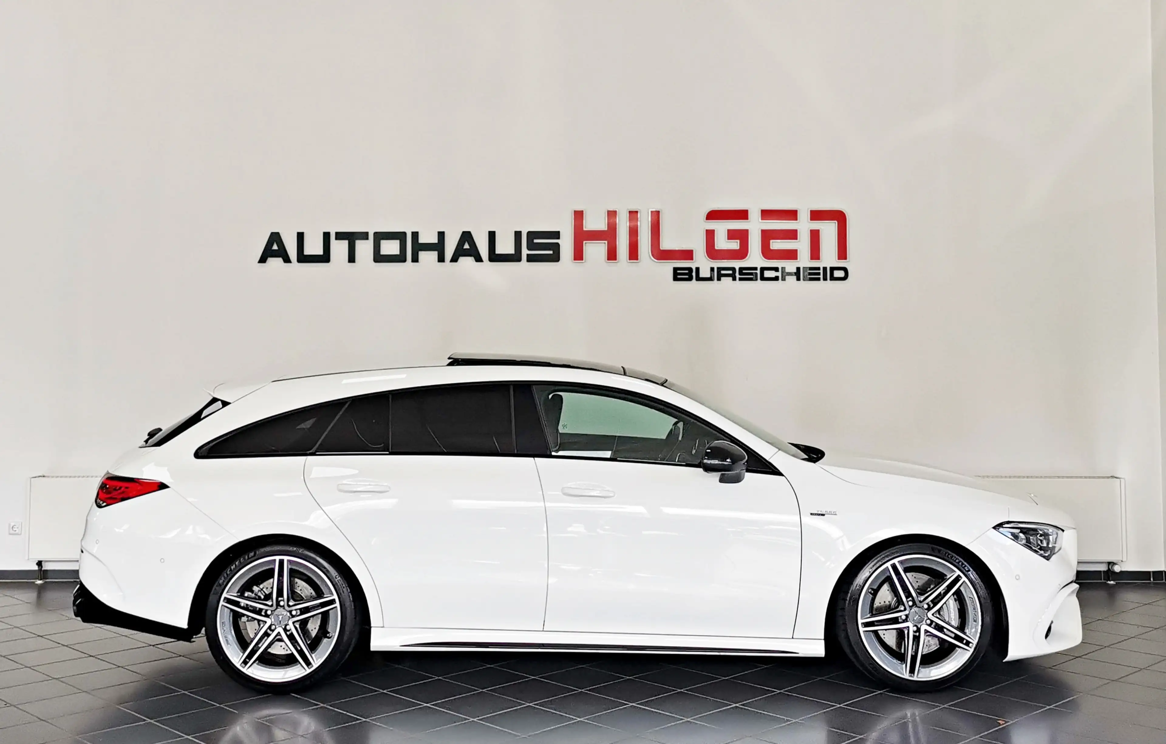 Mercedes-Benz CLA 45 AMG 4M*Perf.Sitz*Pano*R.Ka — photo 8