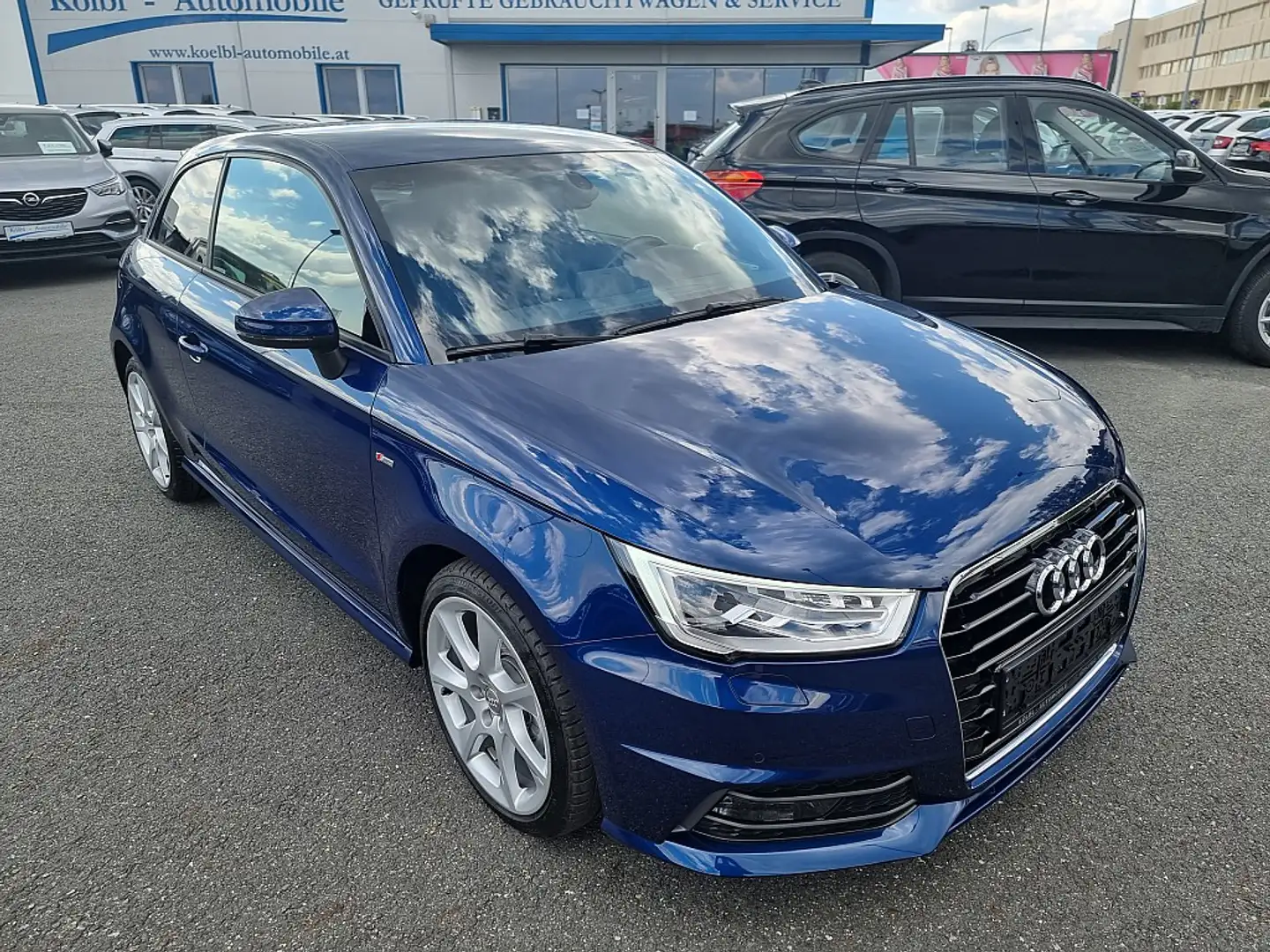 Audi A1 1,4 TFSI COD Sport S-tronic Blau - 1