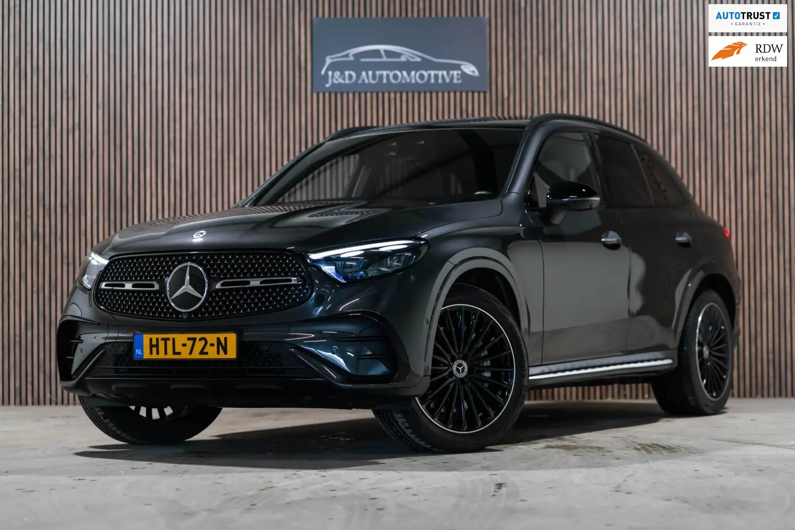 Mercedes-Benz GLC 300 4MATIC AMG Line 2023 Grijs - 1