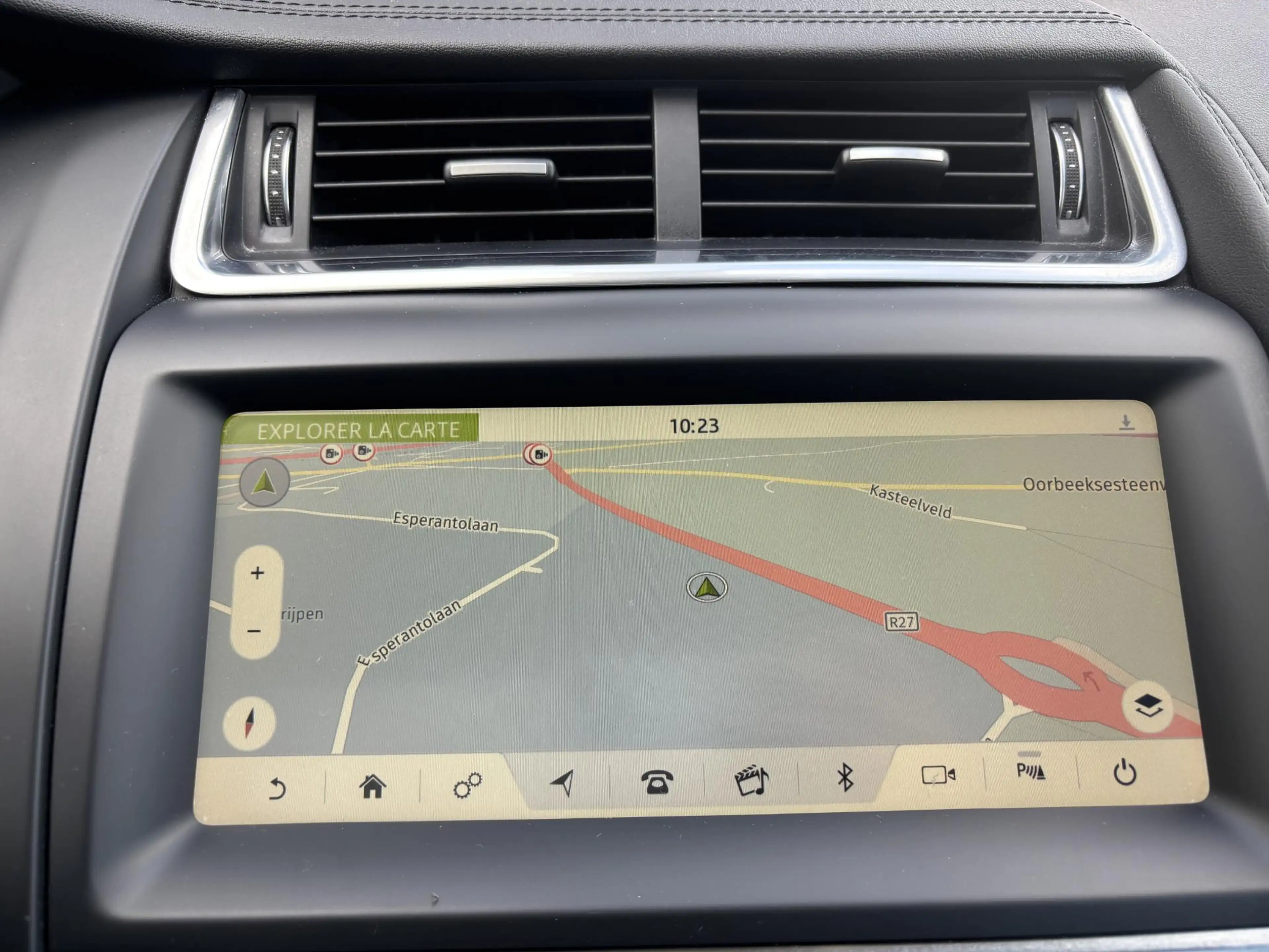 Jaguar E-Pace D150 FWD — photo 5