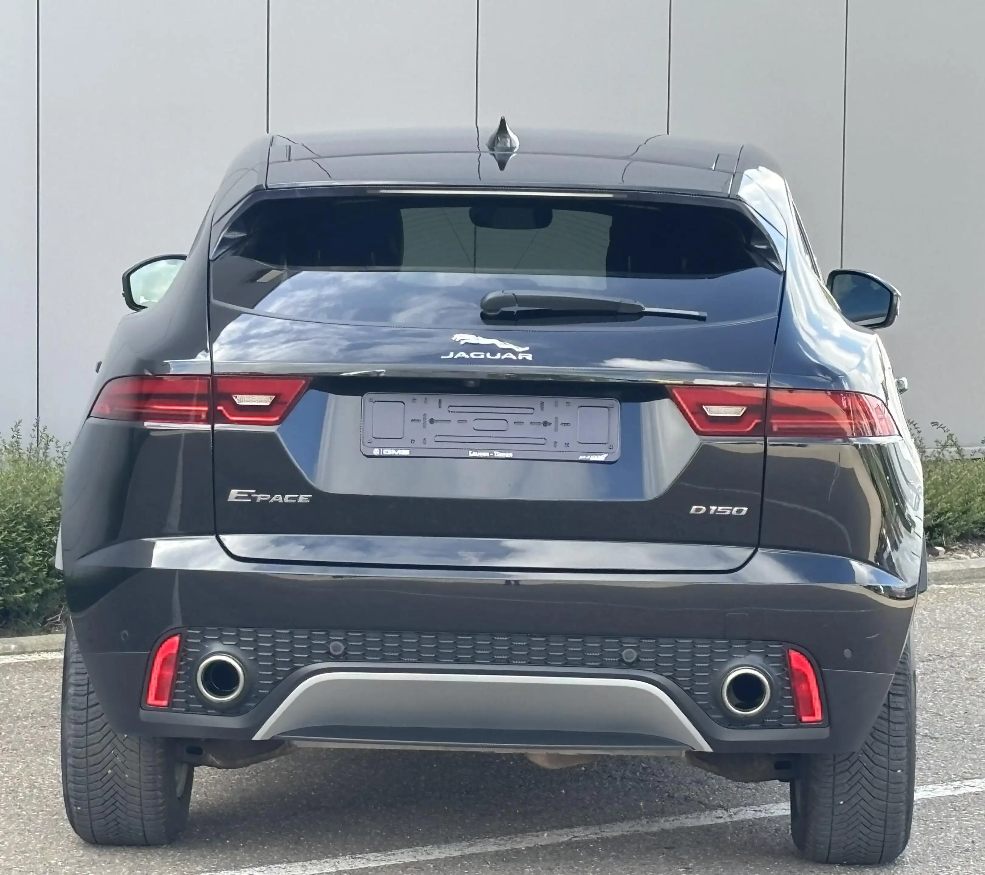 Jaguar E-Pace D150 FWD — photo 8