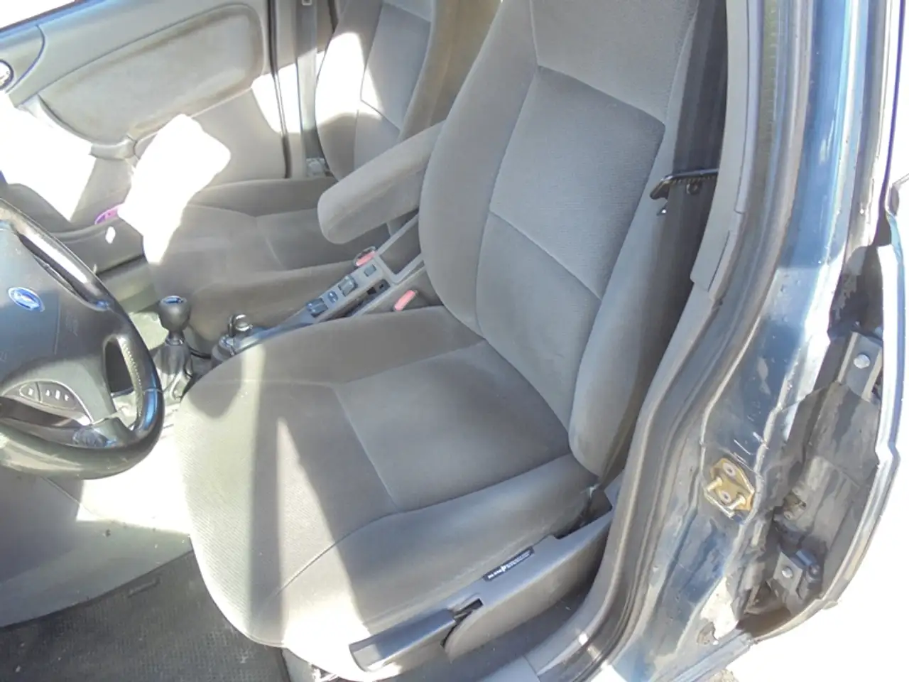 Saab 9-3 2,2 TiD, foto 6