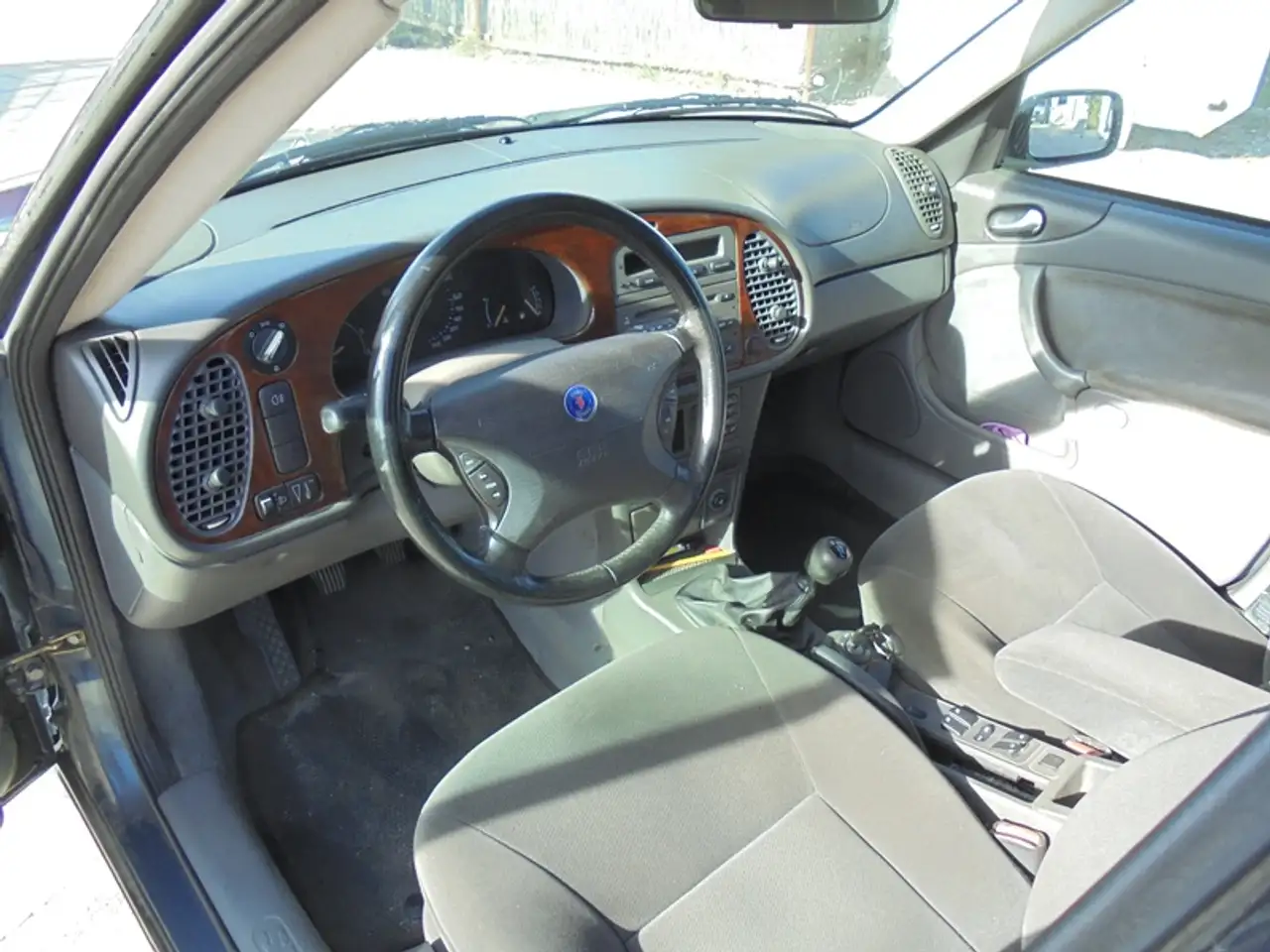 Saab 9-3 2,2 TiD, foto 8