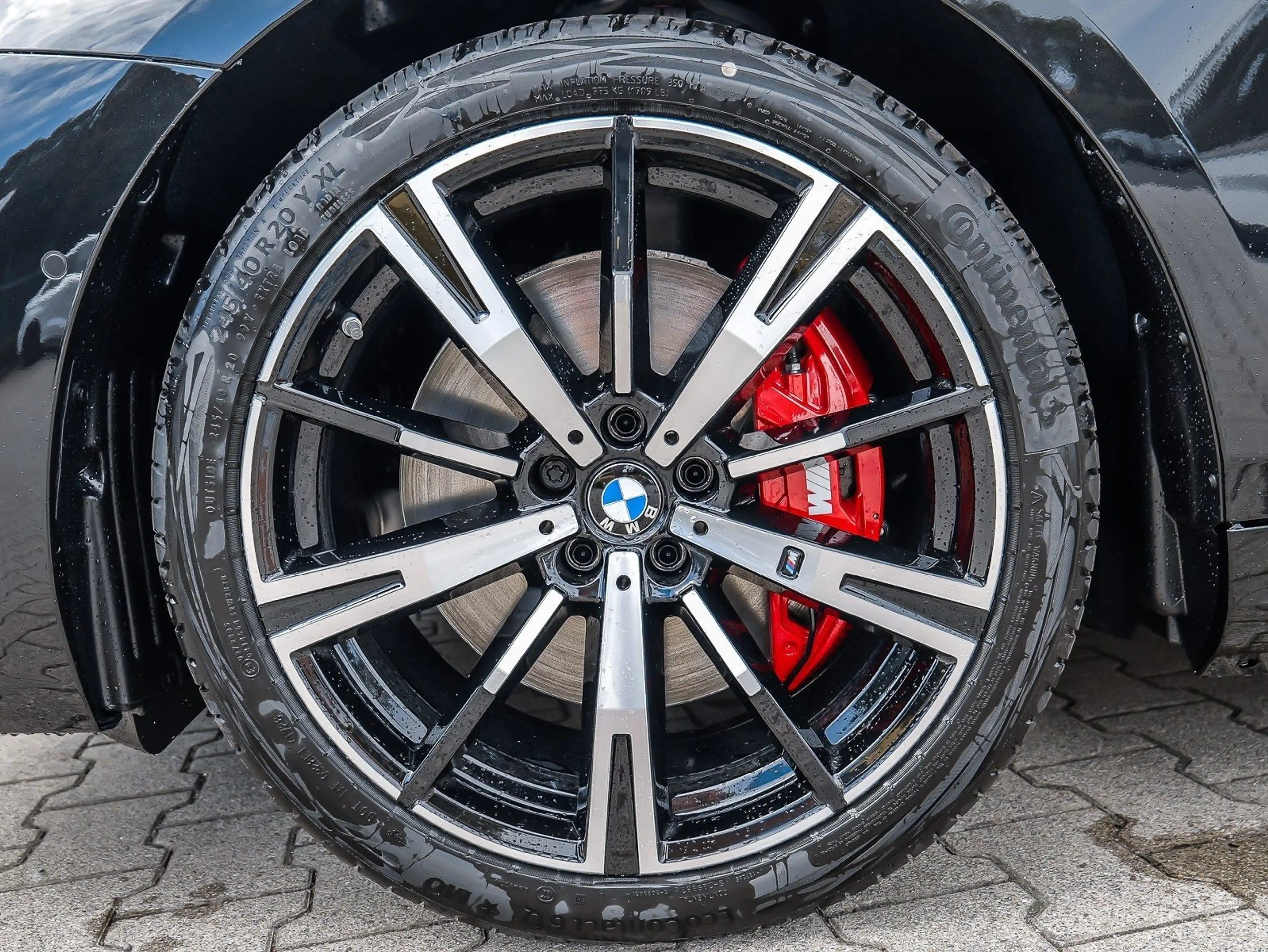 BMW 550 e xDrive MSport HUD PANO ACC AHK 360°KAM LM — photo 4