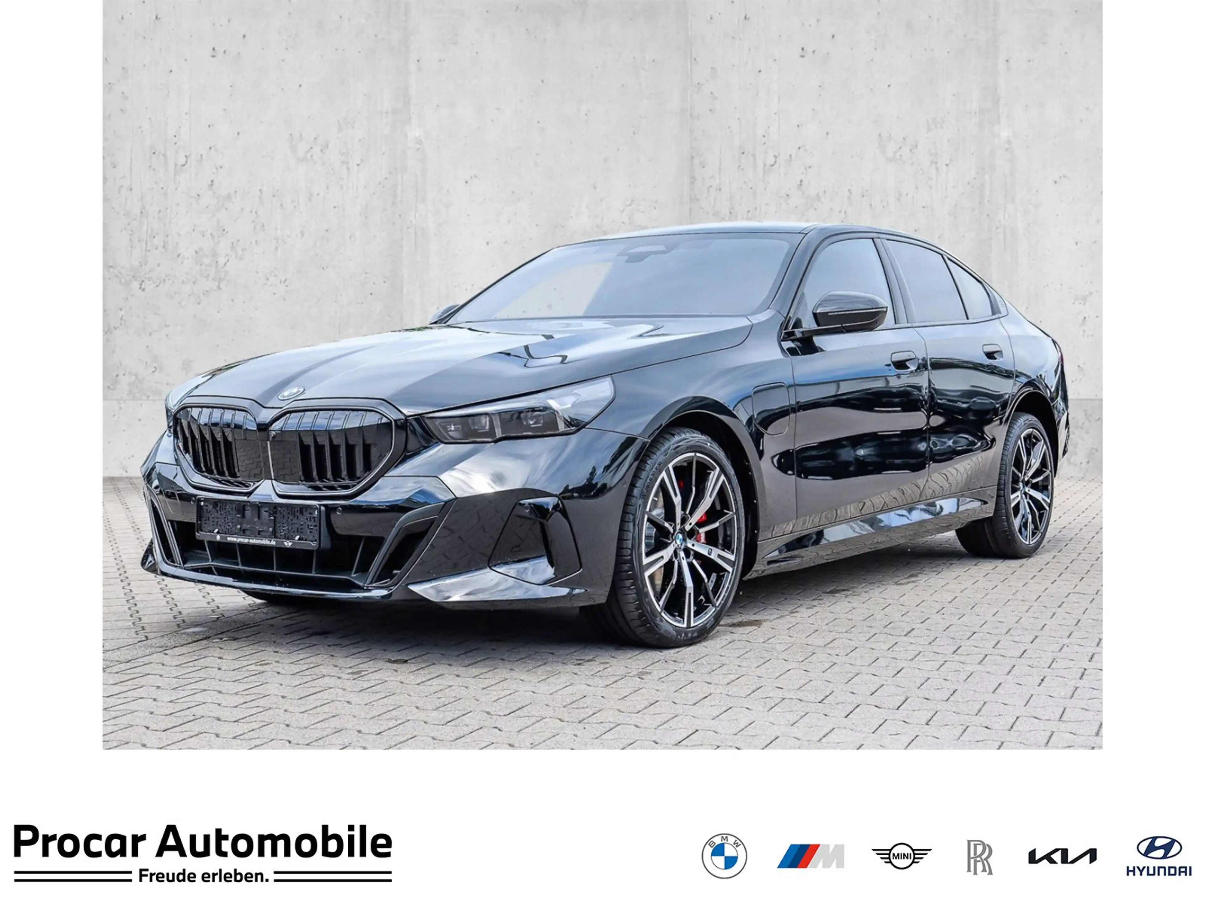 BMW 550 e xDrive MSport HUD PANO ACC AHK 360°KAM LM