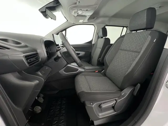 Opel Combo Life view 8