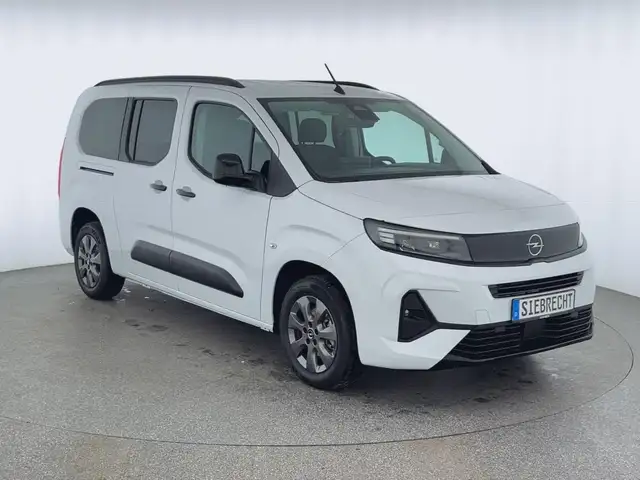 Opel Combo Life view 3