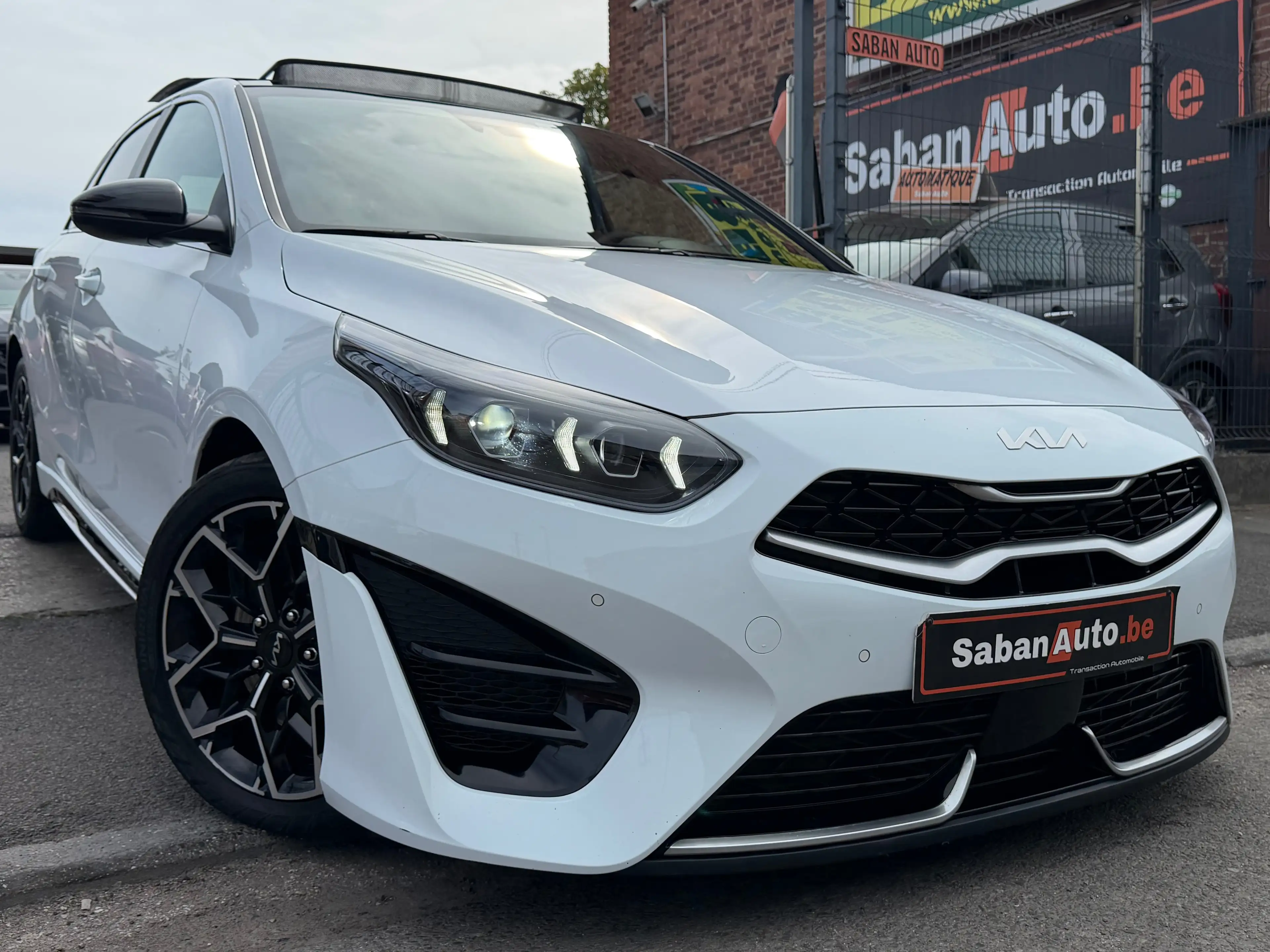 Kia Ceed / cee'd Ceed 1.6 CRDi GT-Line ° TOIT PANO ° FULL LED ° CUIR ° NAVI ° CAMERA ° GARANTI — photo 5