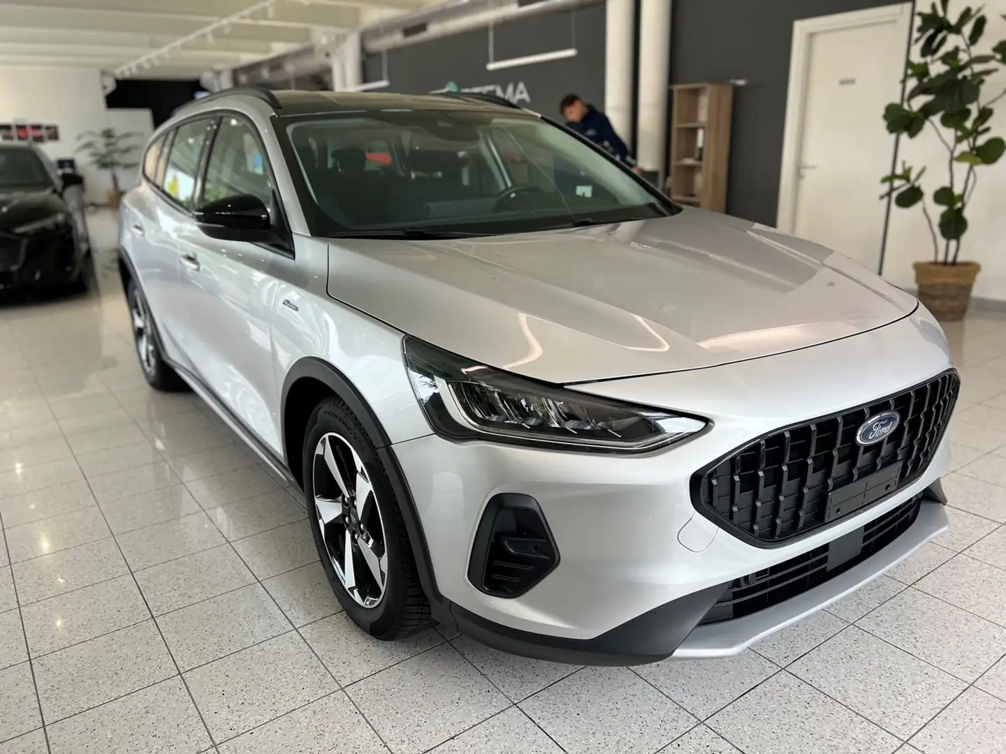 Ford Focus FORD FOCUS ACTIVE SW 1.5 ecoblue s&s 120cv my20.7 Gris - 2