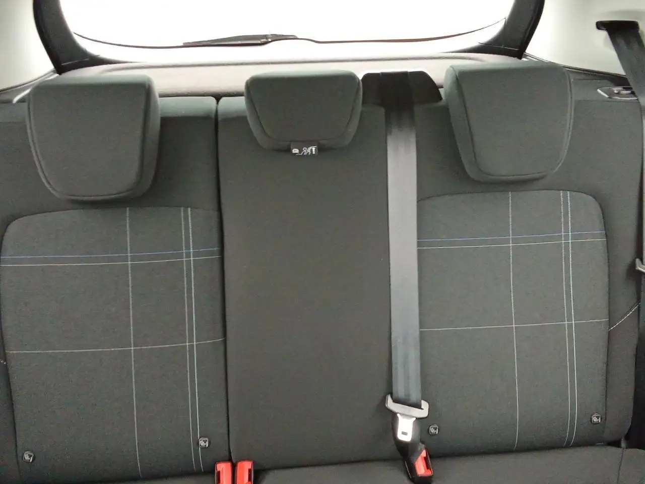 Ford Fiesta 5 portes — photo 33