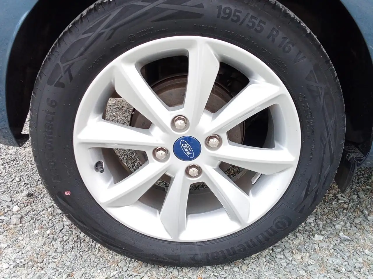 Ford Fiesta 5 portes — photo 30