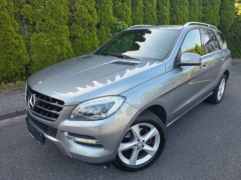 Mercedes-Benz ML 350 CDI BlueTec Xen Navi Massage AHK EURO6 HK