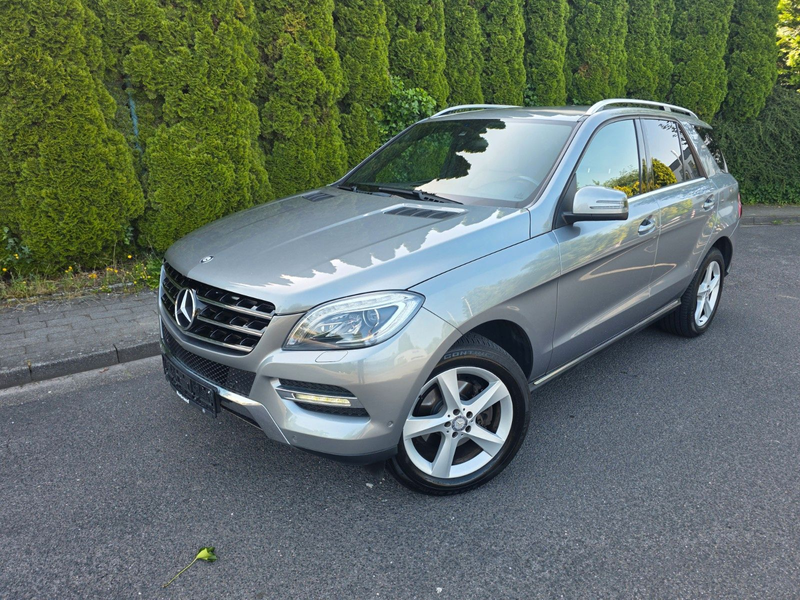 Mercedes-Benz ML 350 CDI BlueTec Xen Navi Massage AHK EURO6 HK — photo 2