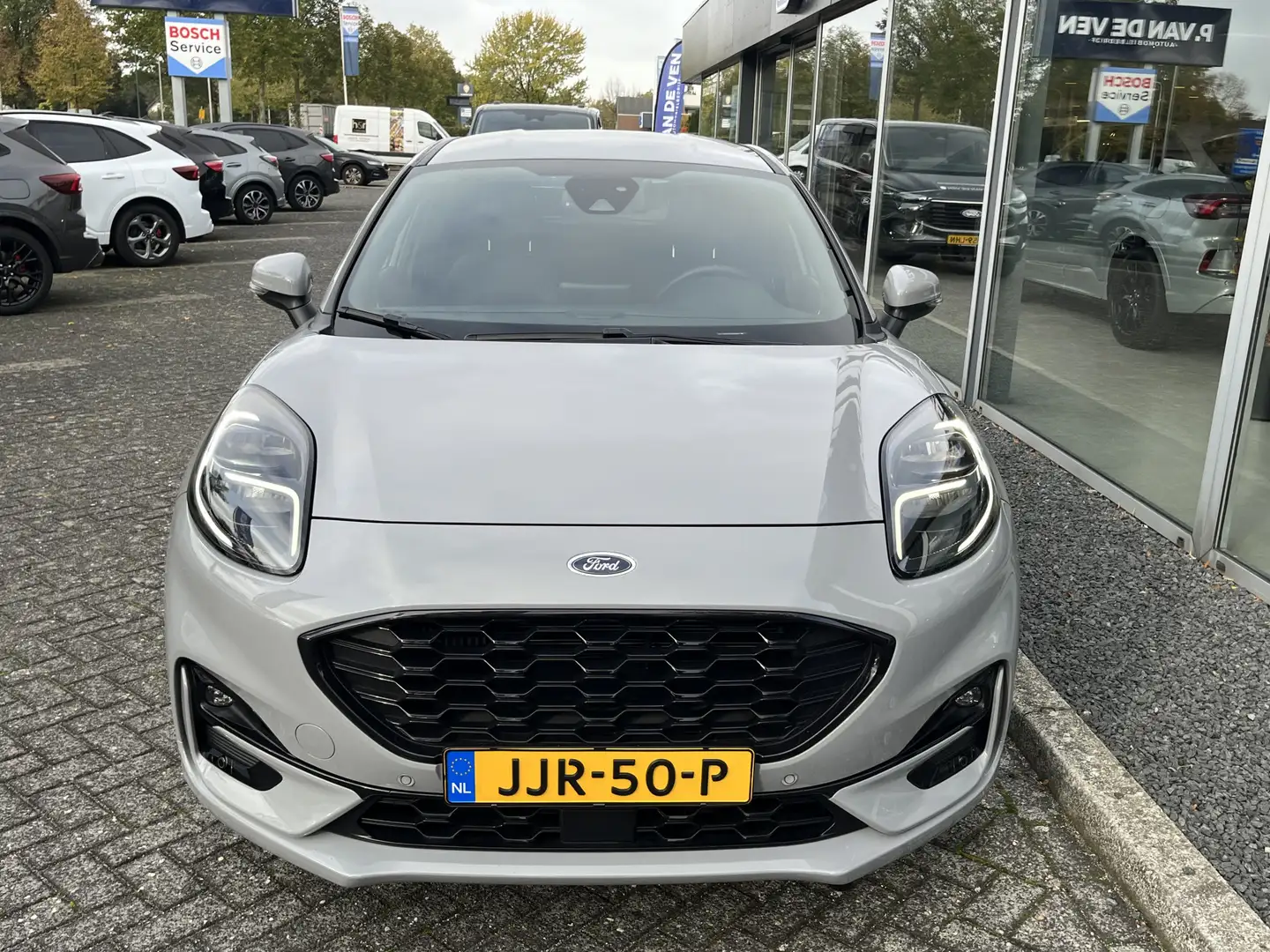 Ford Puma 1.0 EcoBoost Hybrid ST-Line X 125pk/92kW Automaat Grijs - 2