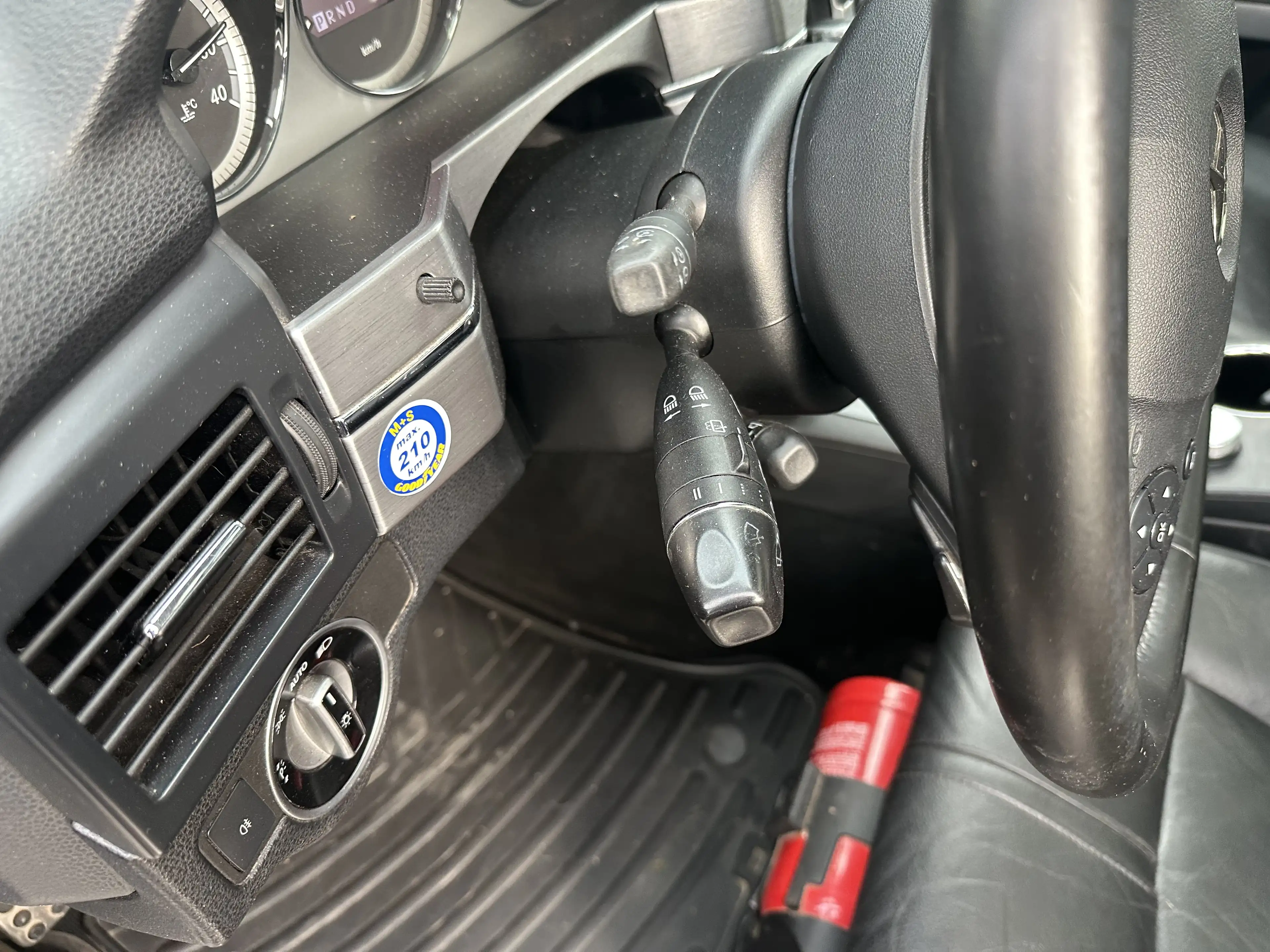 Mercedes-Benz GLK 350 CDI 4Matic AUTOMATIK LEDER NAVI PANORAMA F-1 MEMORY LOGIC 7 VOLL EXTRAS — photo 9