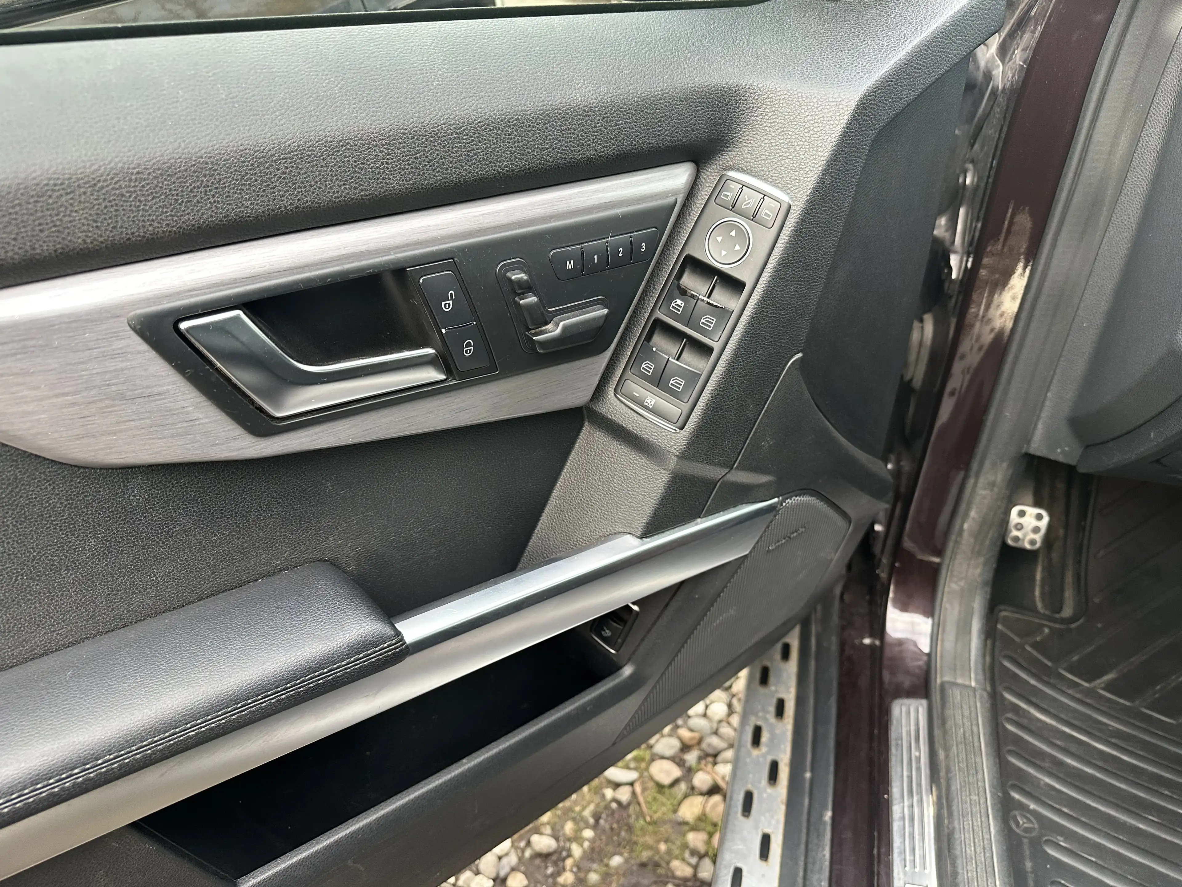 Mercedes-Benz GLK 350 CDI 4Matic AUTOMATIK LEDER NAVI PANORAMA F-1 MEMORY LOGIC 7 VOLL EXTRAS — photo 12
