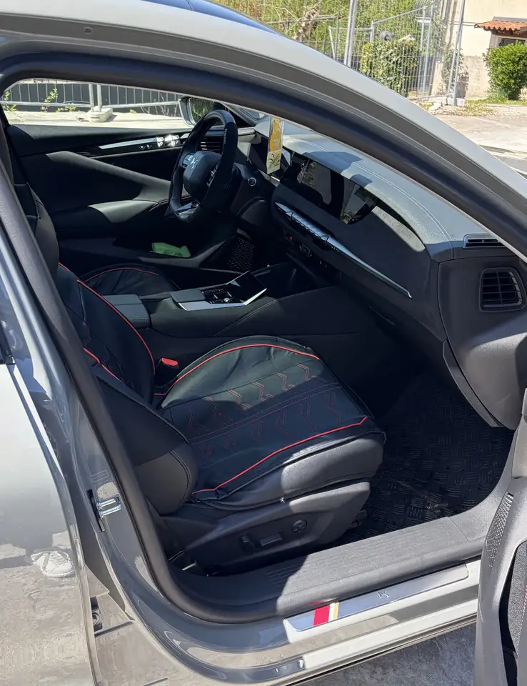 DS Automobiles DS 4 2024