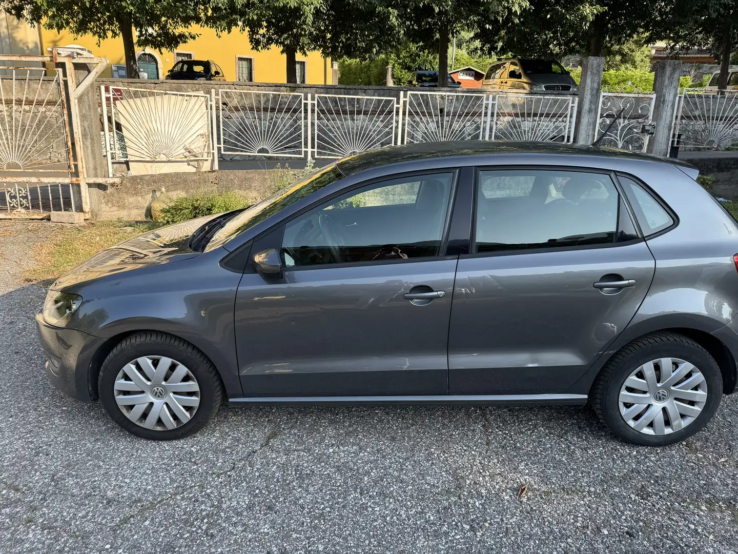 Volkswagen Polo 5p 1.2 Comfortline CL 70cv - 2