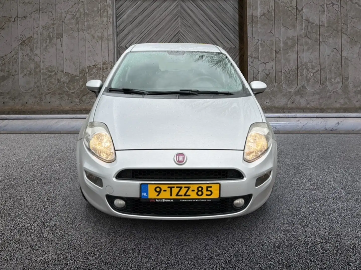 Fiat Punto Evo 0.9 TwinAir Street 5 drs, airco Zilver - 2