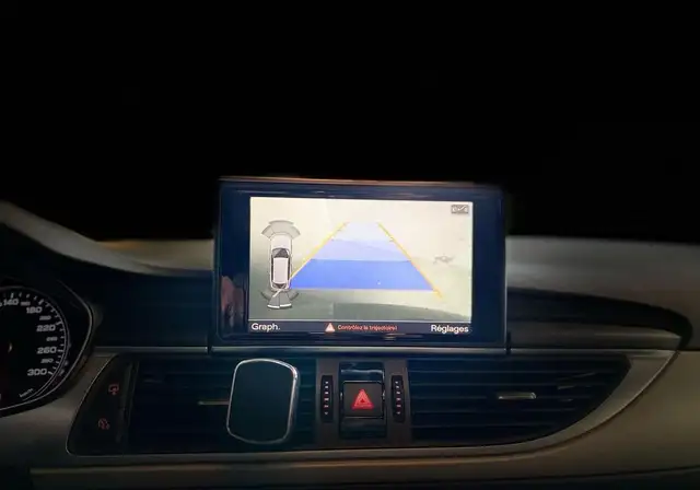 Audi A6 Avant view 8
