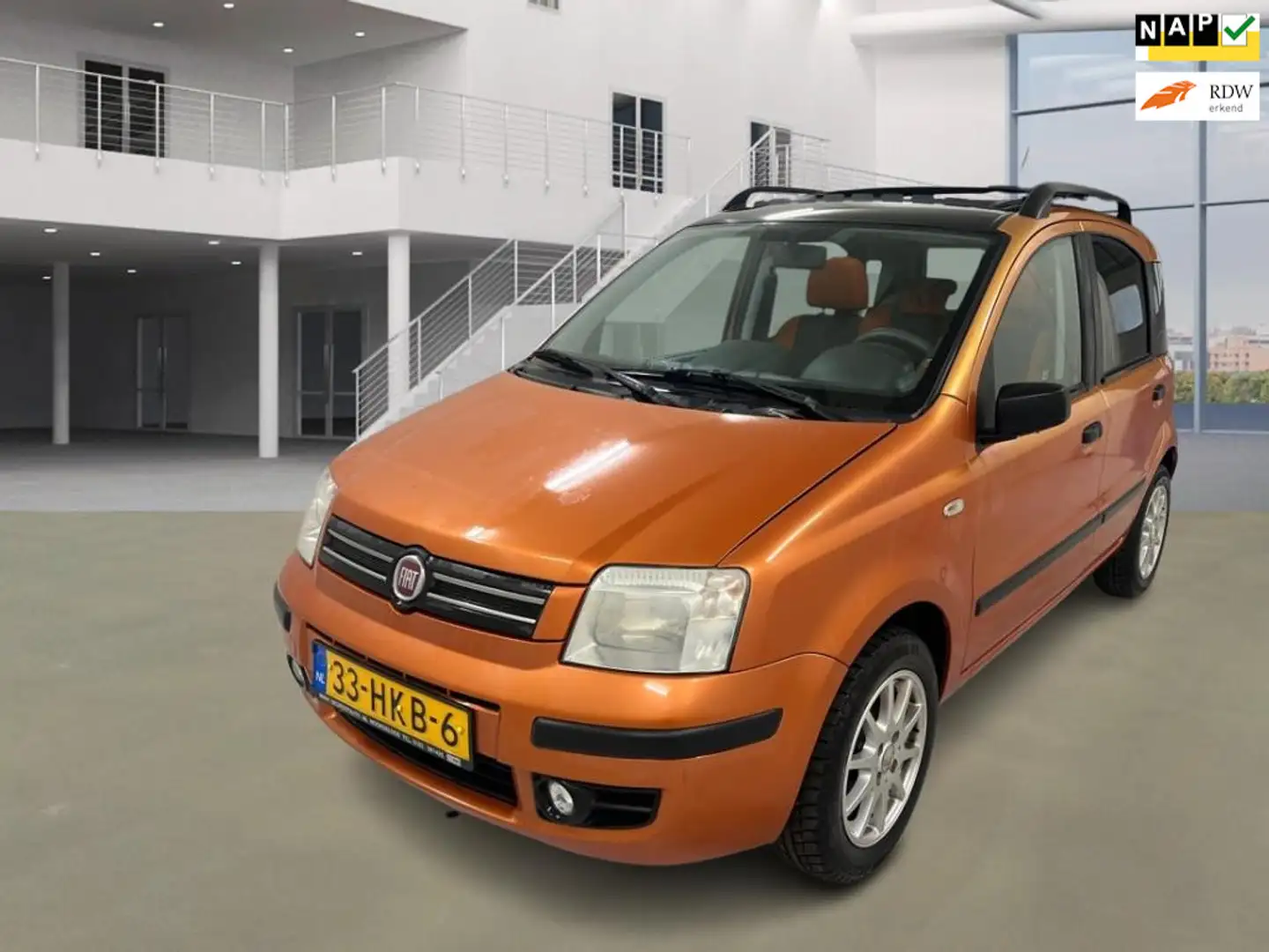 Fiat Panda 1.2 Emotion Oranje - 1