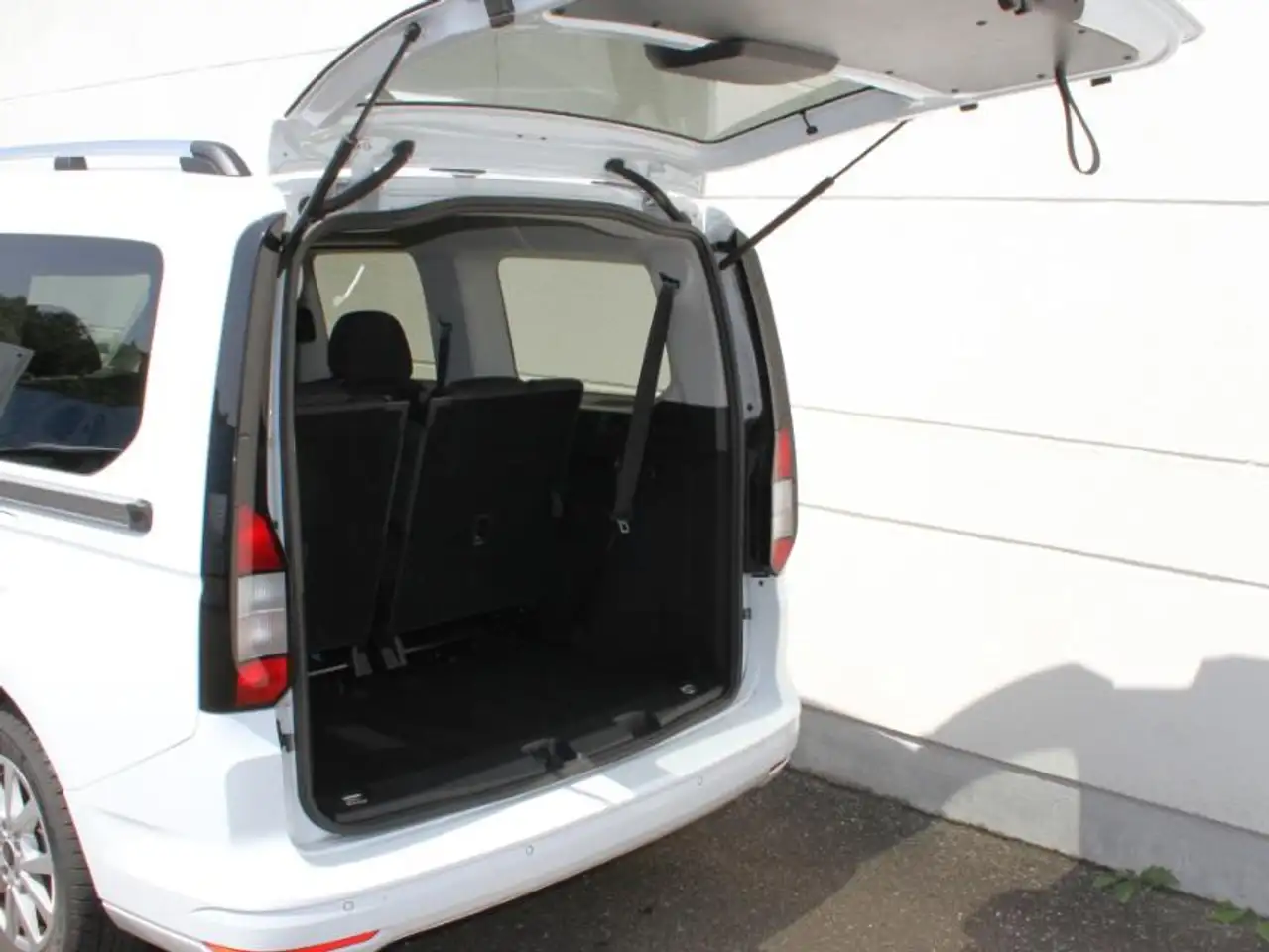 Ford Grand Tourneo 1.5EB Titanium 7-Sitzer LMF Winter, миниатюра 10