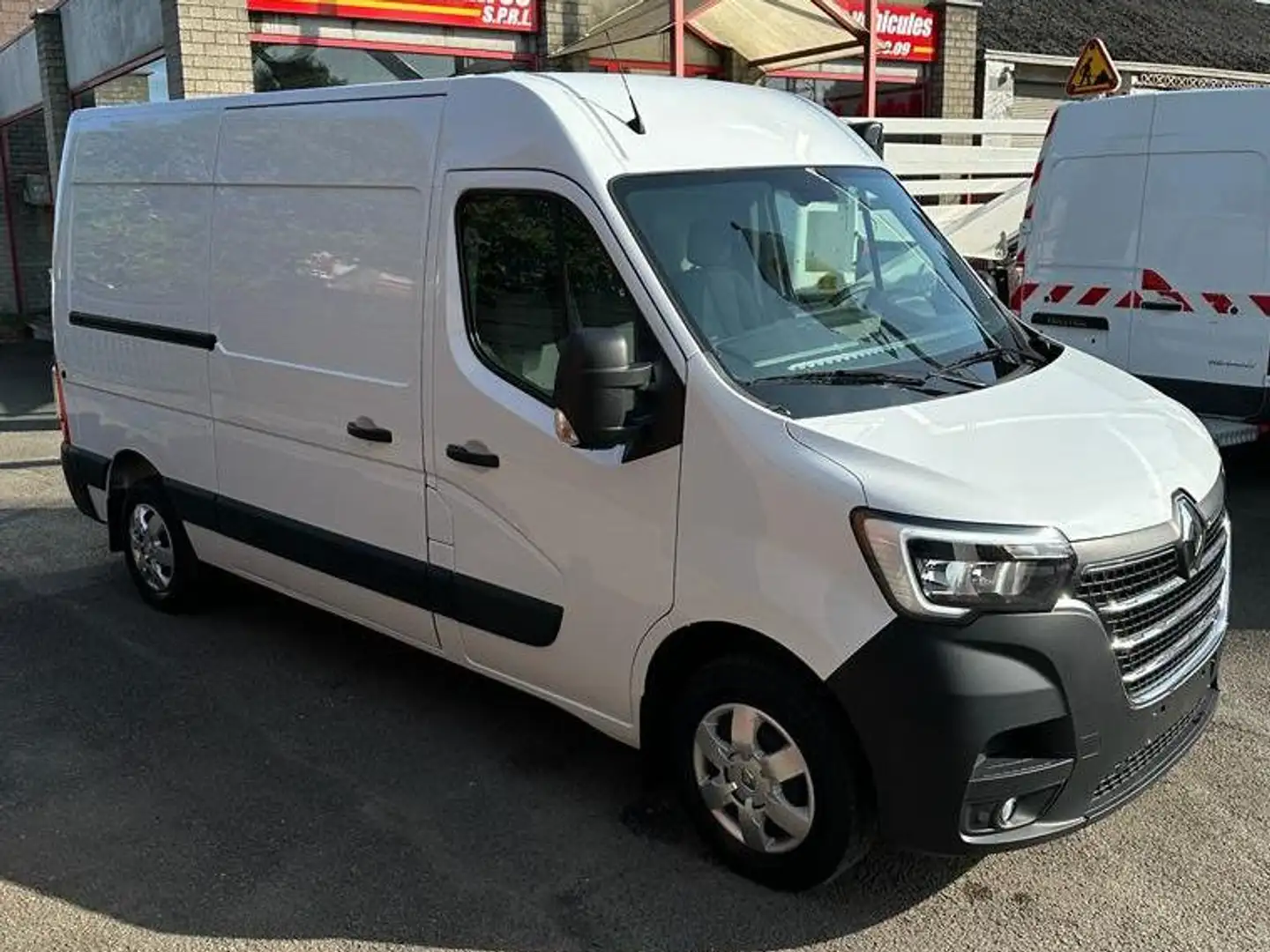 Renault Master L2H2 28.750€ HTVA Blanc - 1