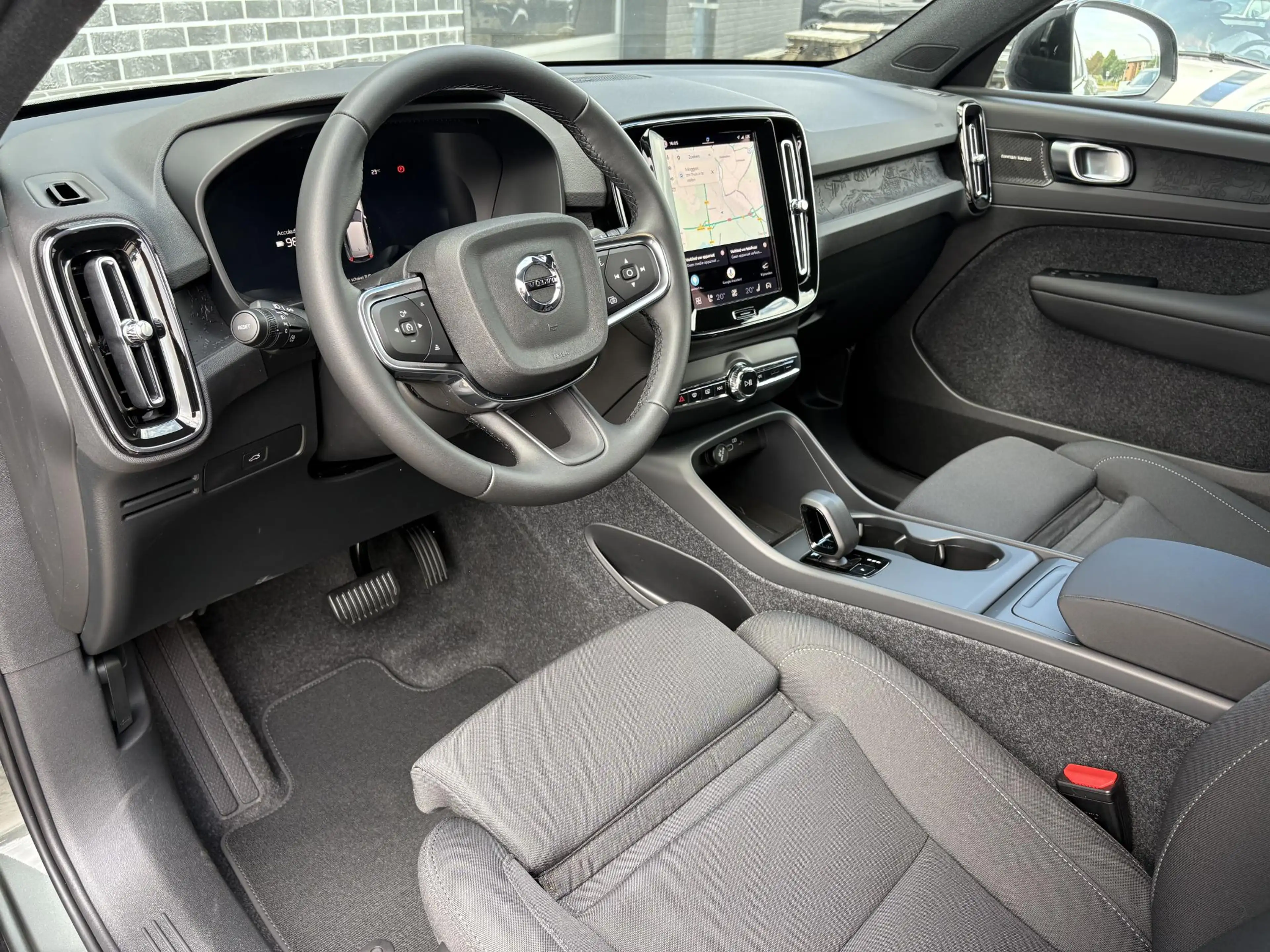 Volvo EX40 Single Motor Plus Europe 70 kWh | Adaptieve cruise — photo 2