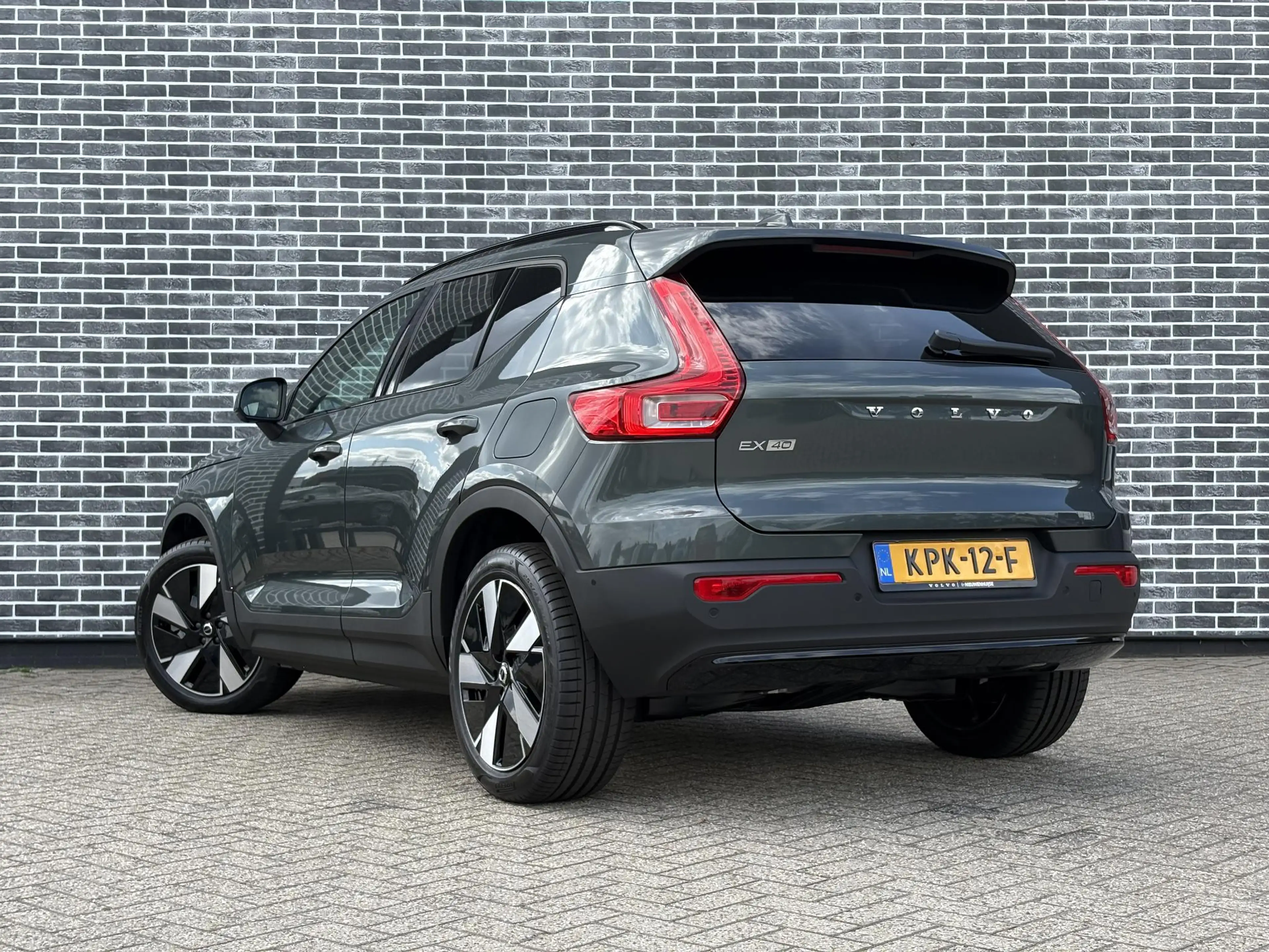 Volvo EX40 Single Motor Plus Europe 70 kWh | Adaptieve cruise — photo 5