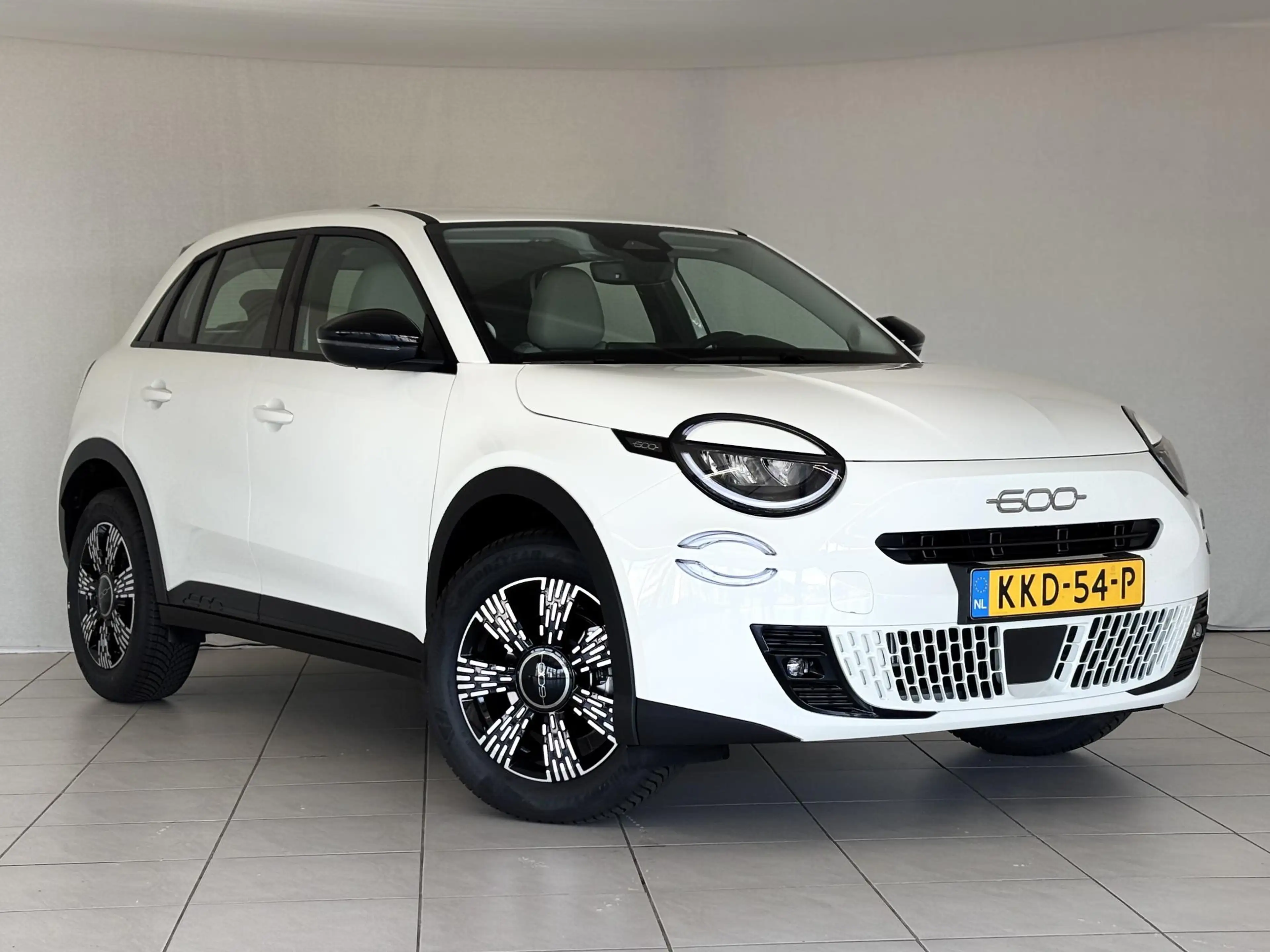 Fiat 600 1.2 Hybrid Icon 145 PK | Apple-Android | Cruise Co — photo 6