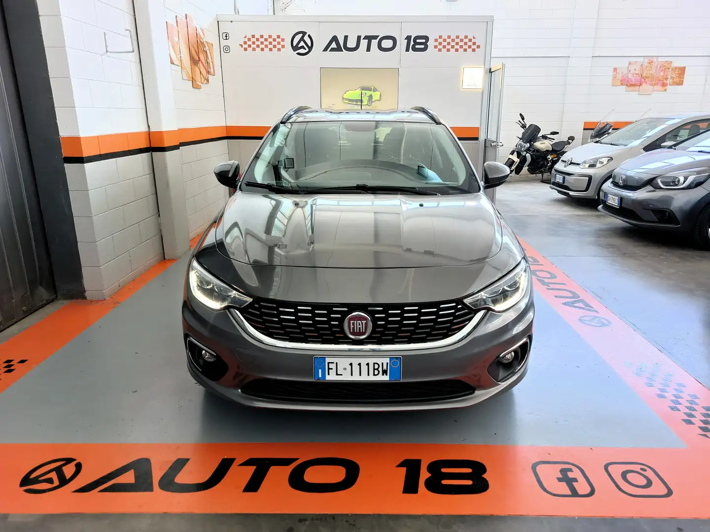 Fiat Tipo 1.6 Mjt DCT SW S-Design+AUTOMATICA+APPLE CAR PLAY Gris - 2