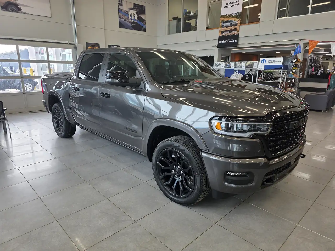 RAM 1500 снимка RAM 1500