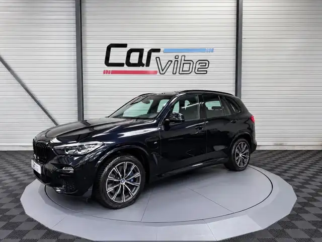 BMW X5 view 8